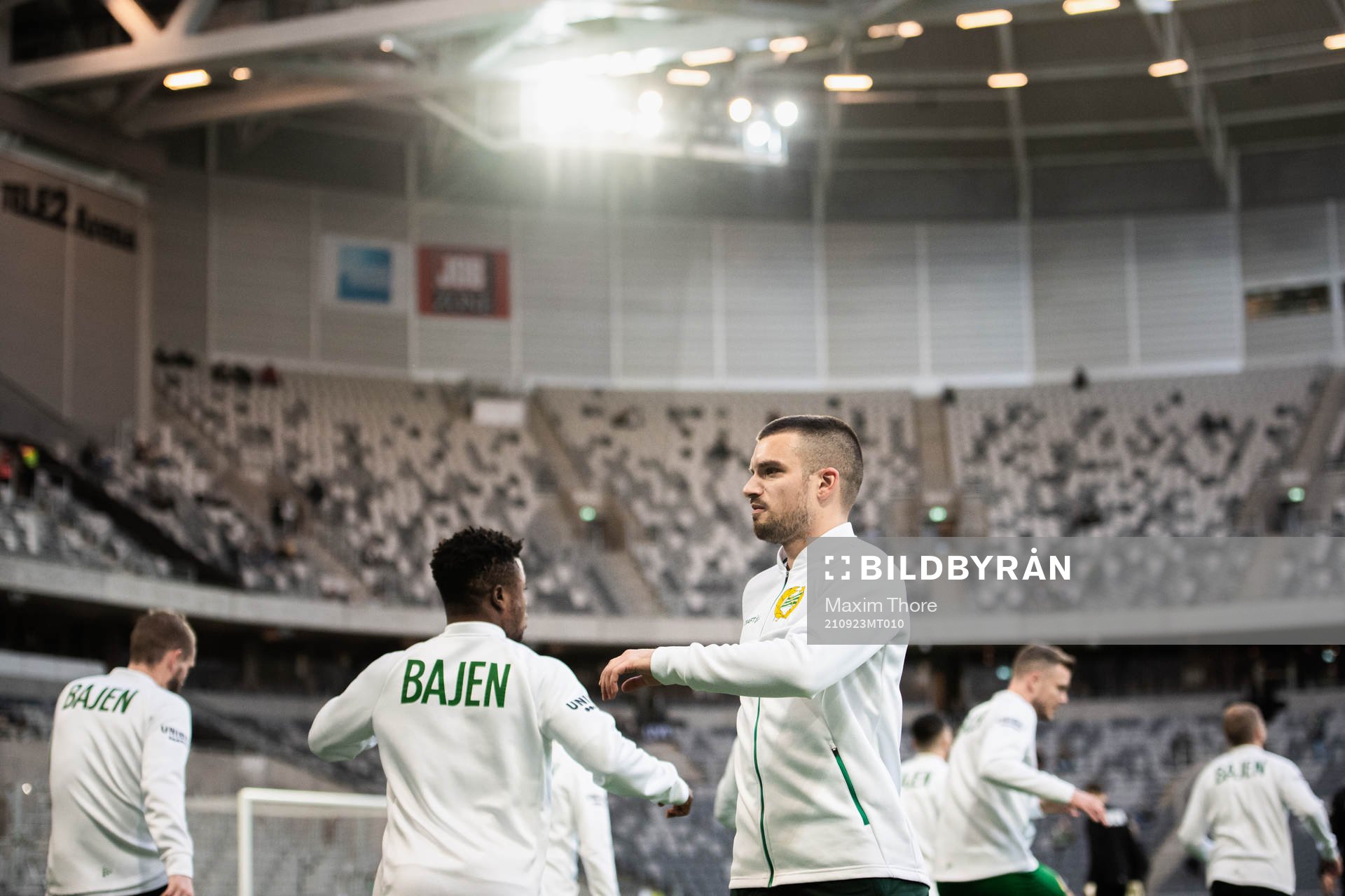 Hammarbys Vladimir Rodic värmer upp