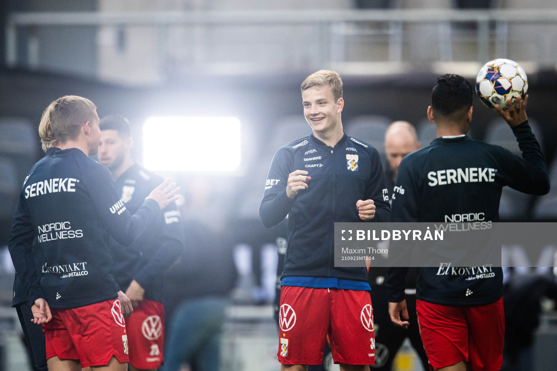 IFK Göteborgs Alfons Nygaard värmer upp