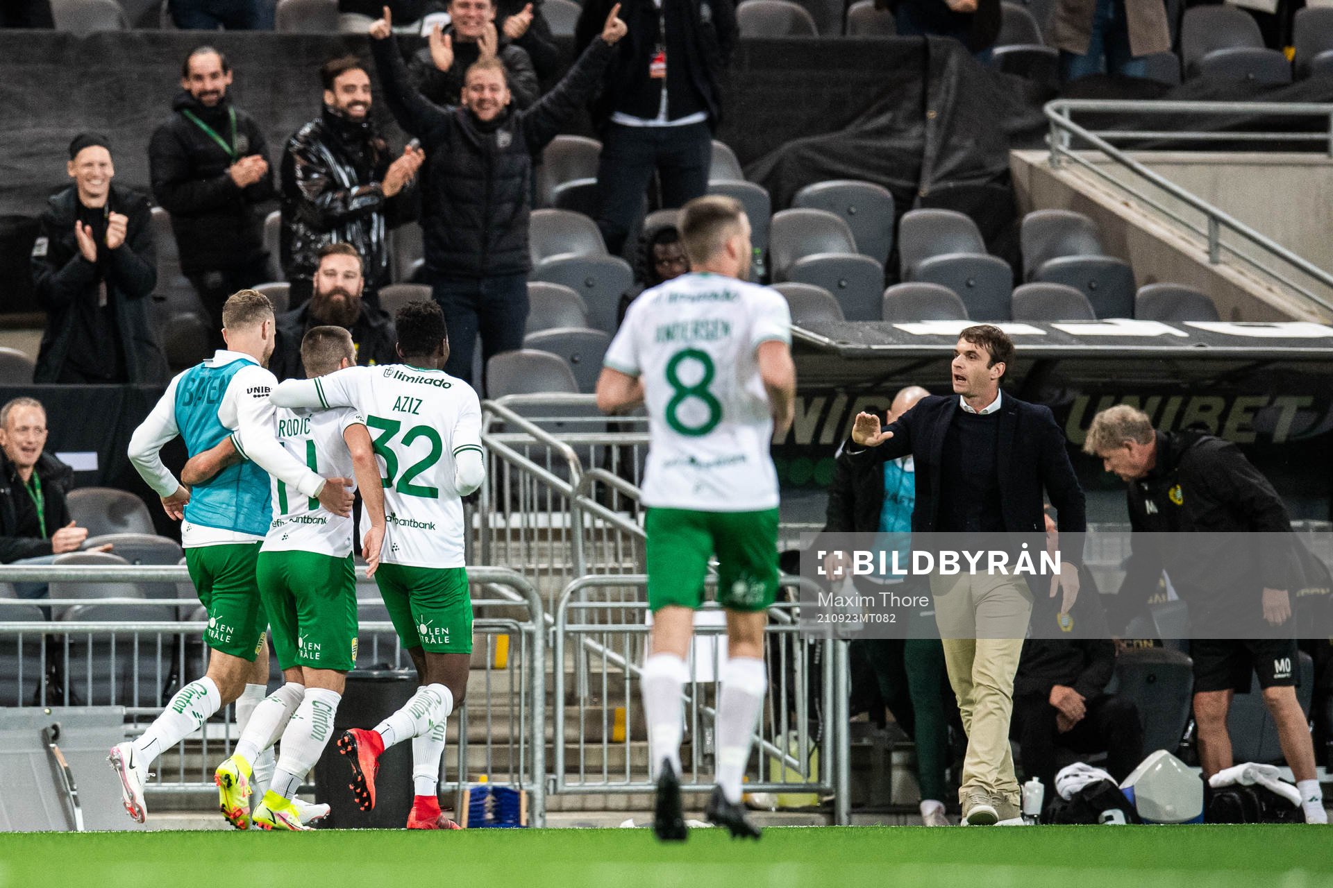 Hammarbys Vladimir Rodic jublar