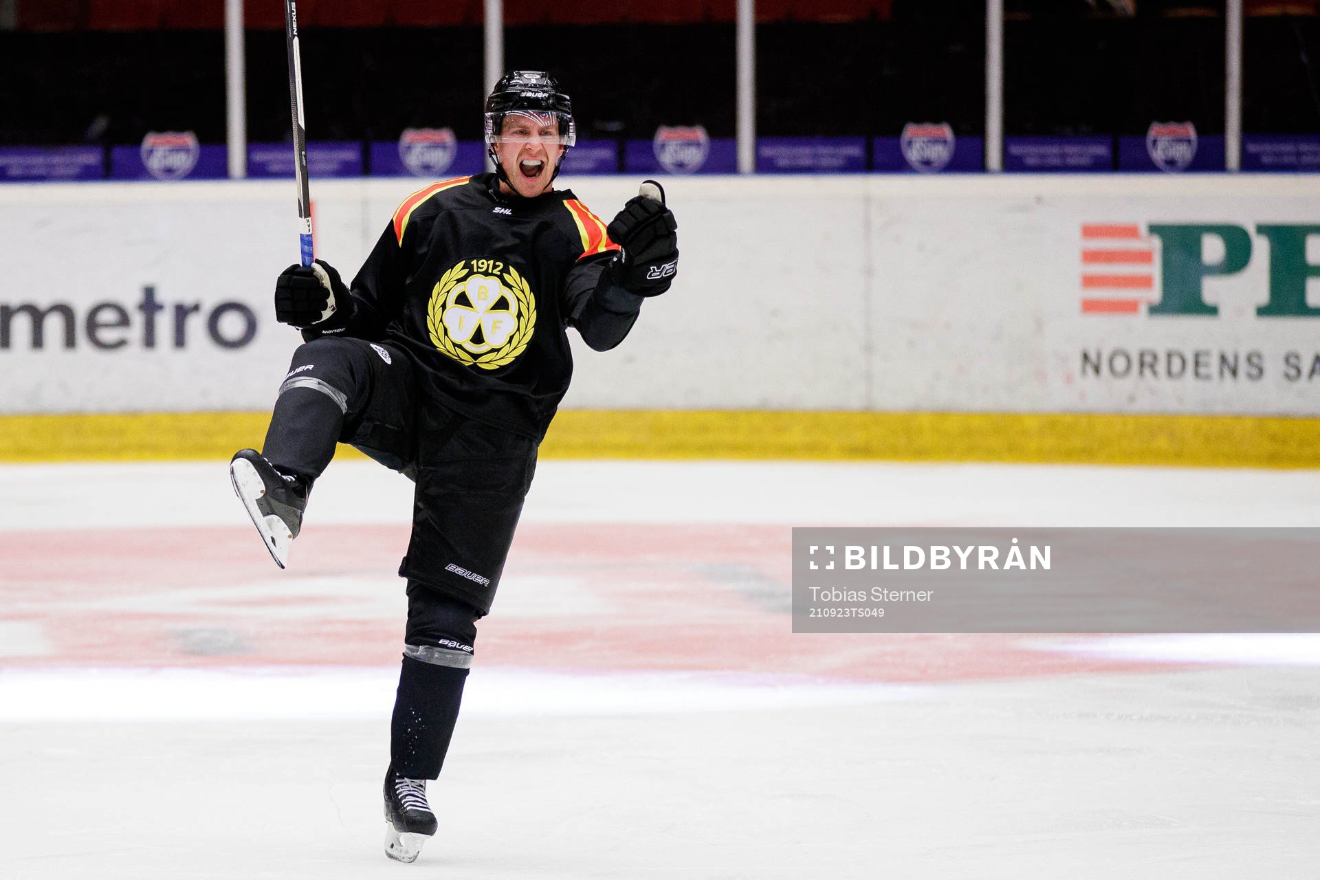 Brynäs Chay Genoway jublar