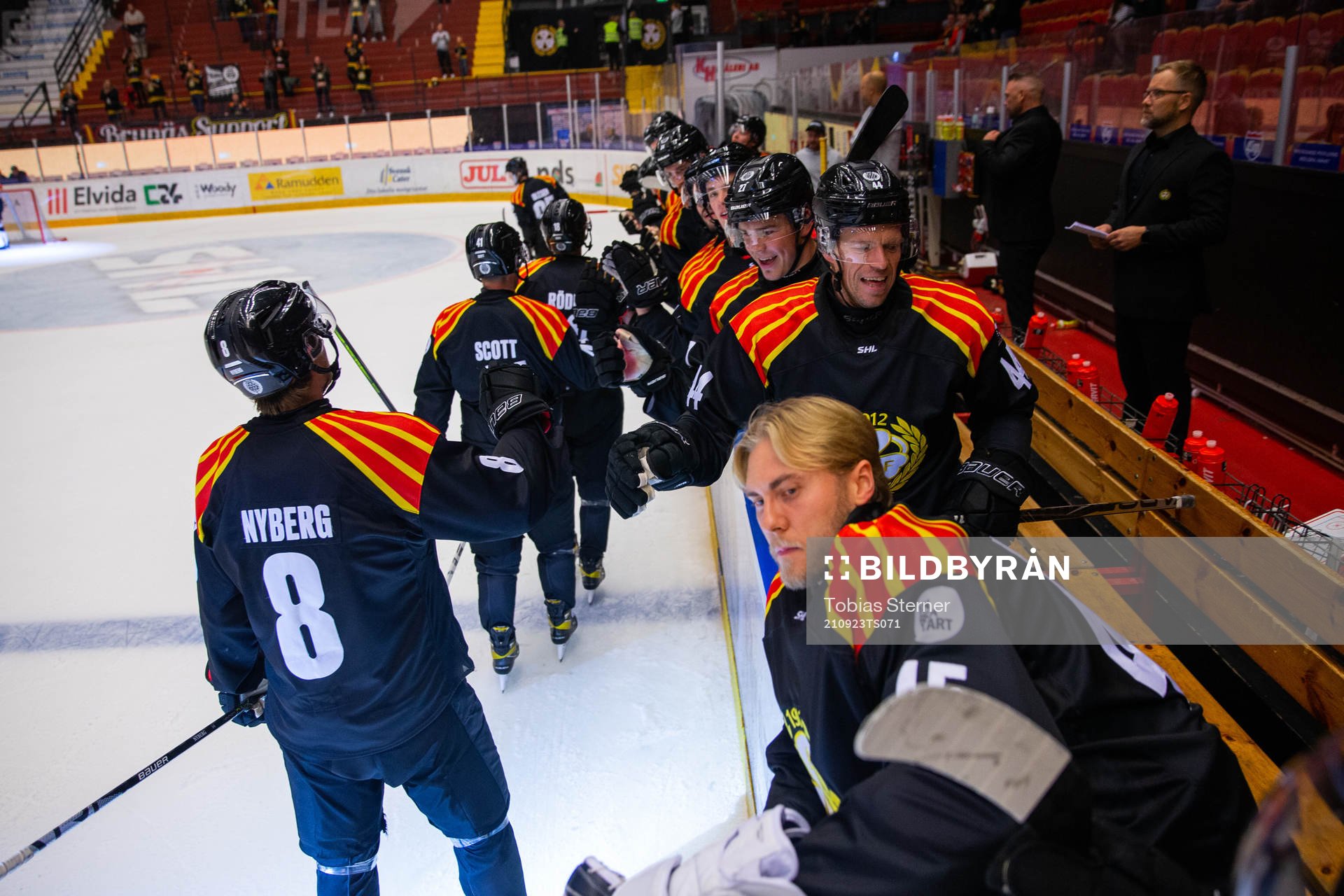 Brynäs spelar jublar 5-3