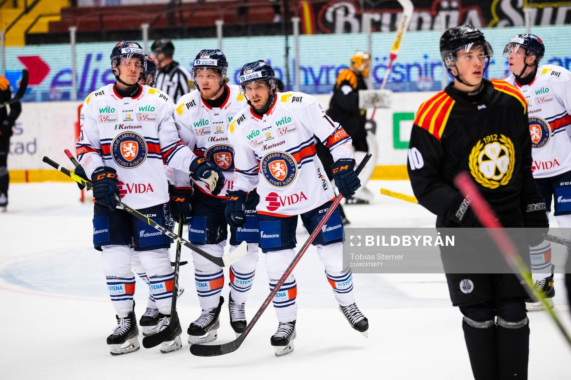 Växjös Emil Forslund jublar