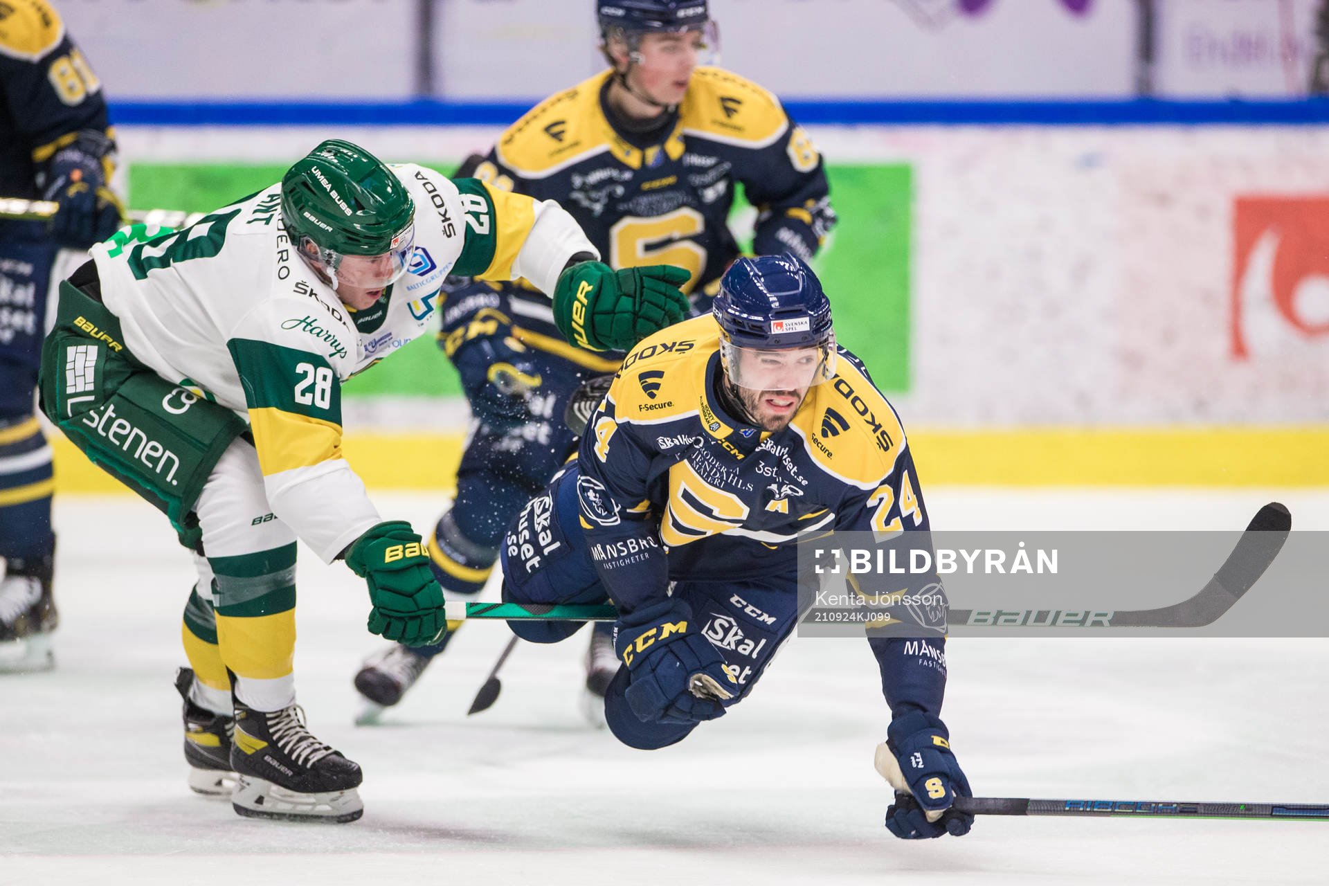 Björklövens Adam Plant och Södertäljes Jacob Dahlström