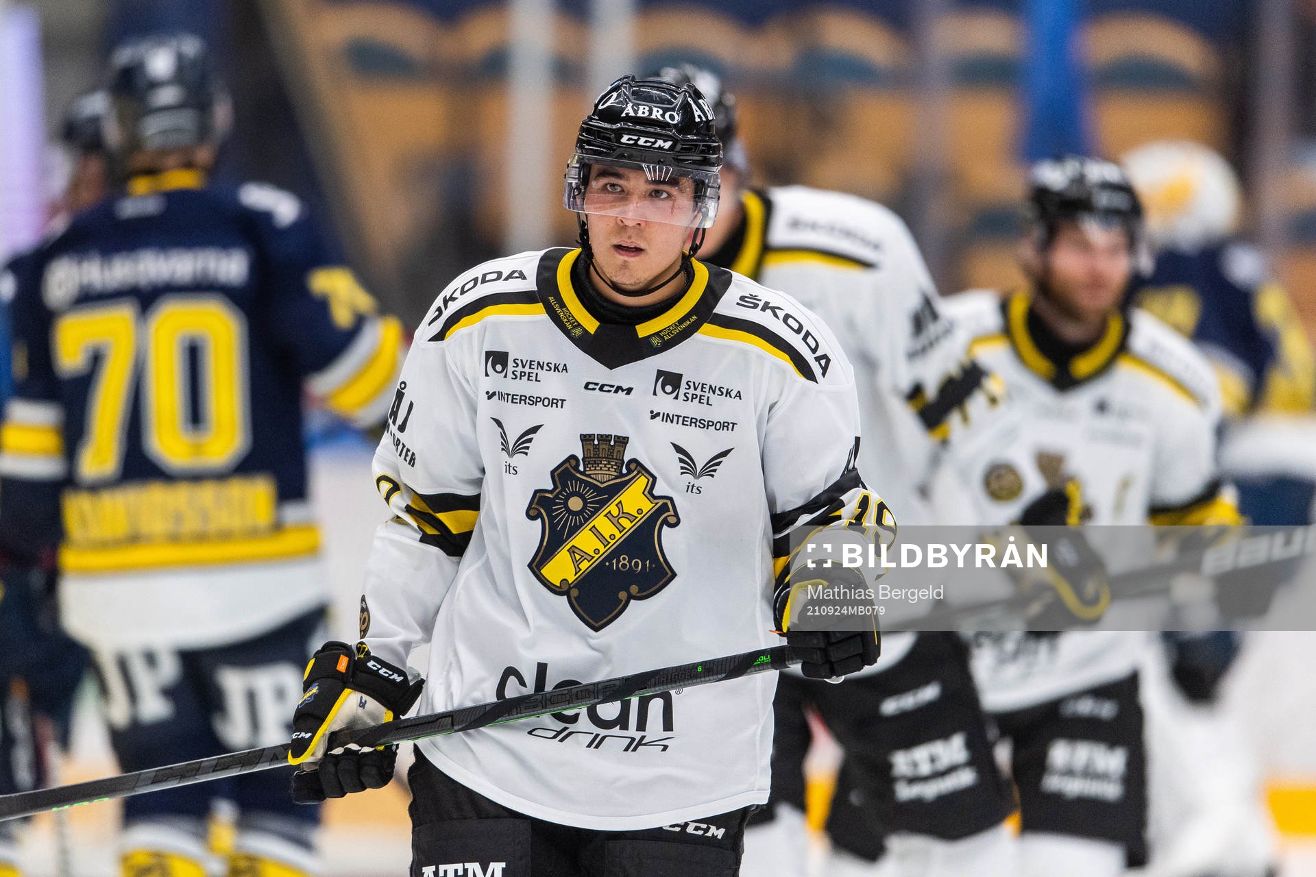 s Lucas Carlsson