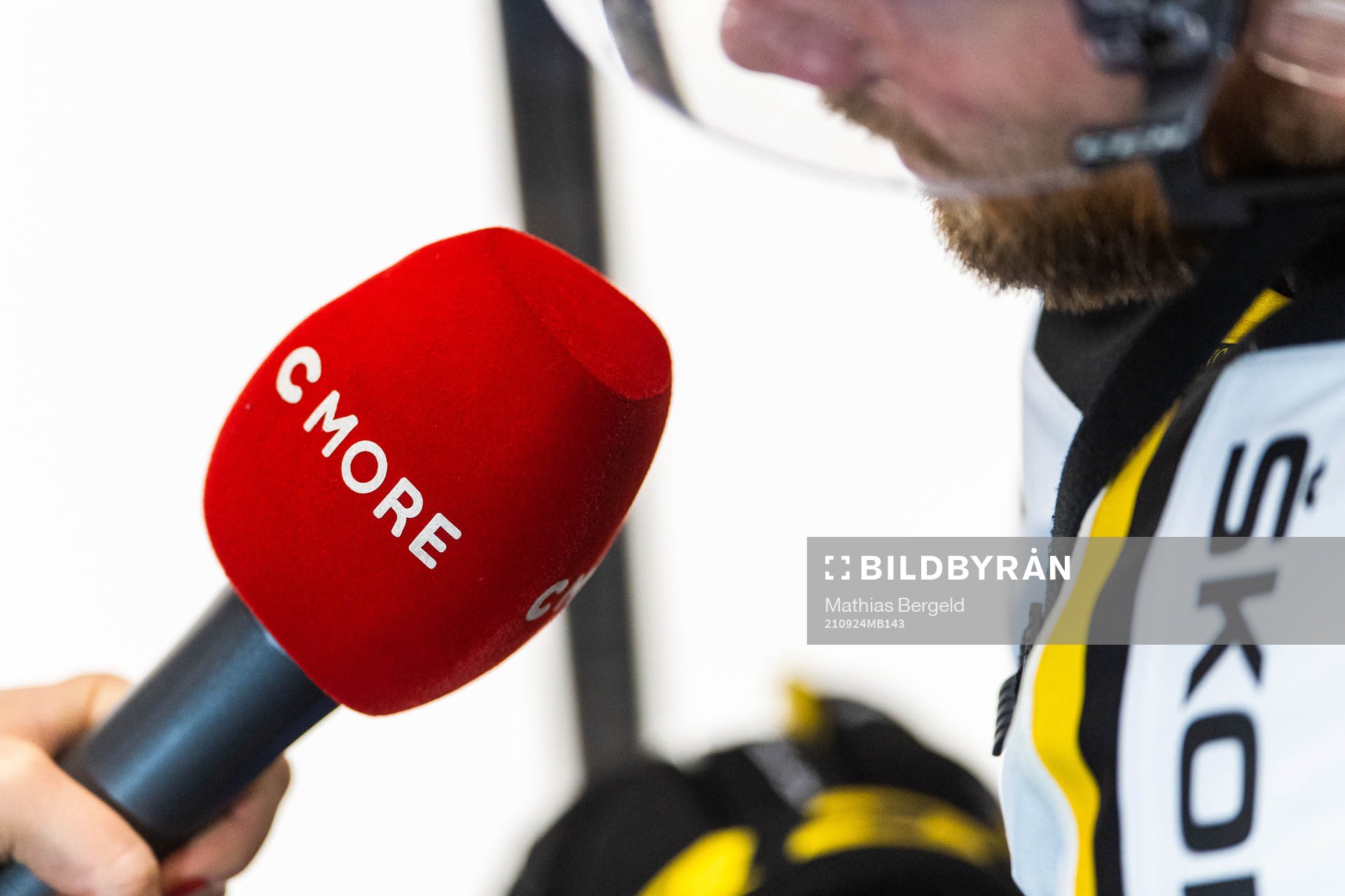 En mikrofon som används i en intervju med Cmore