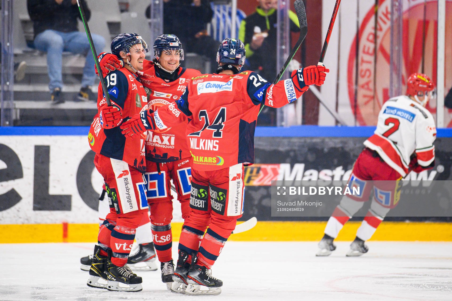 Västerviks Jens Holmström jublar