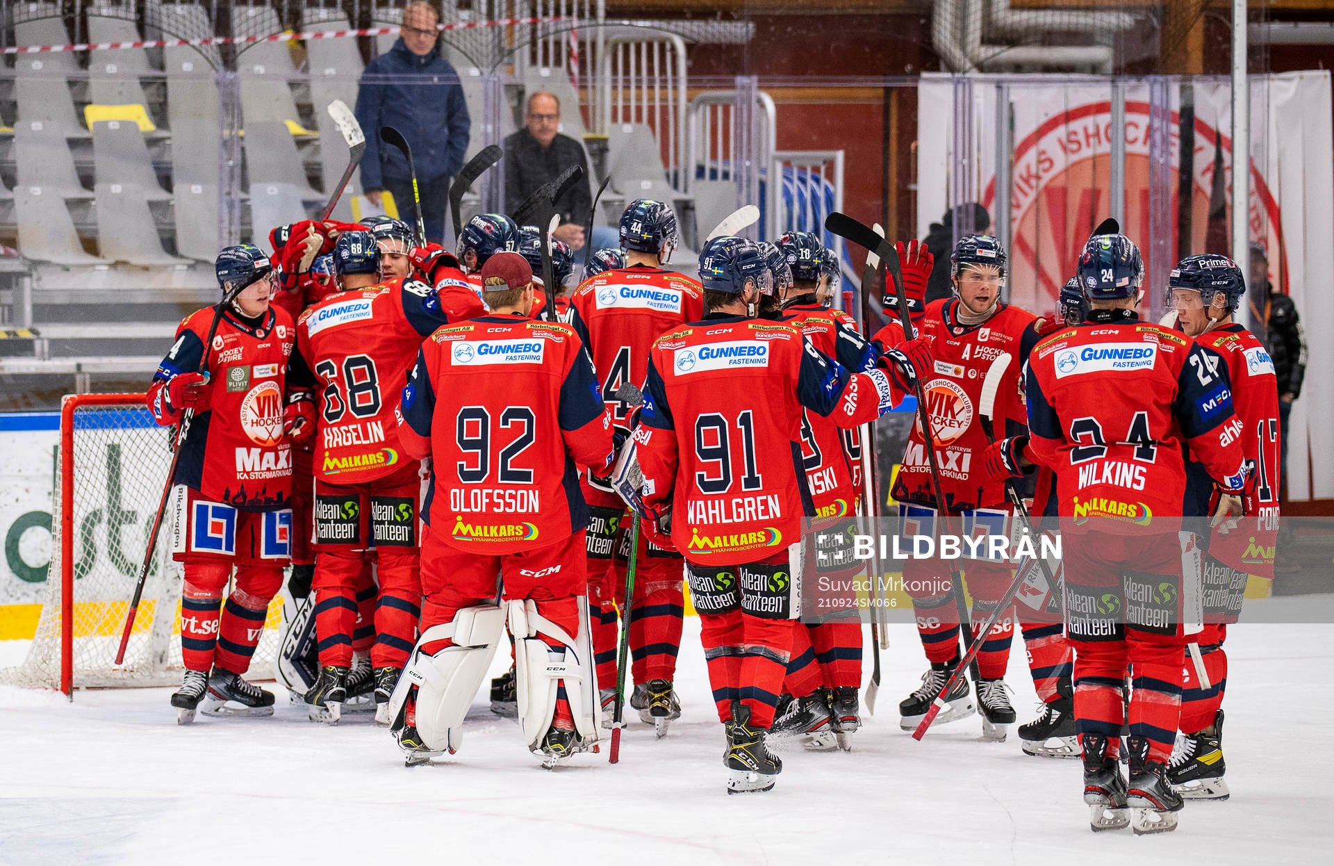 Västerviks spelare jublar