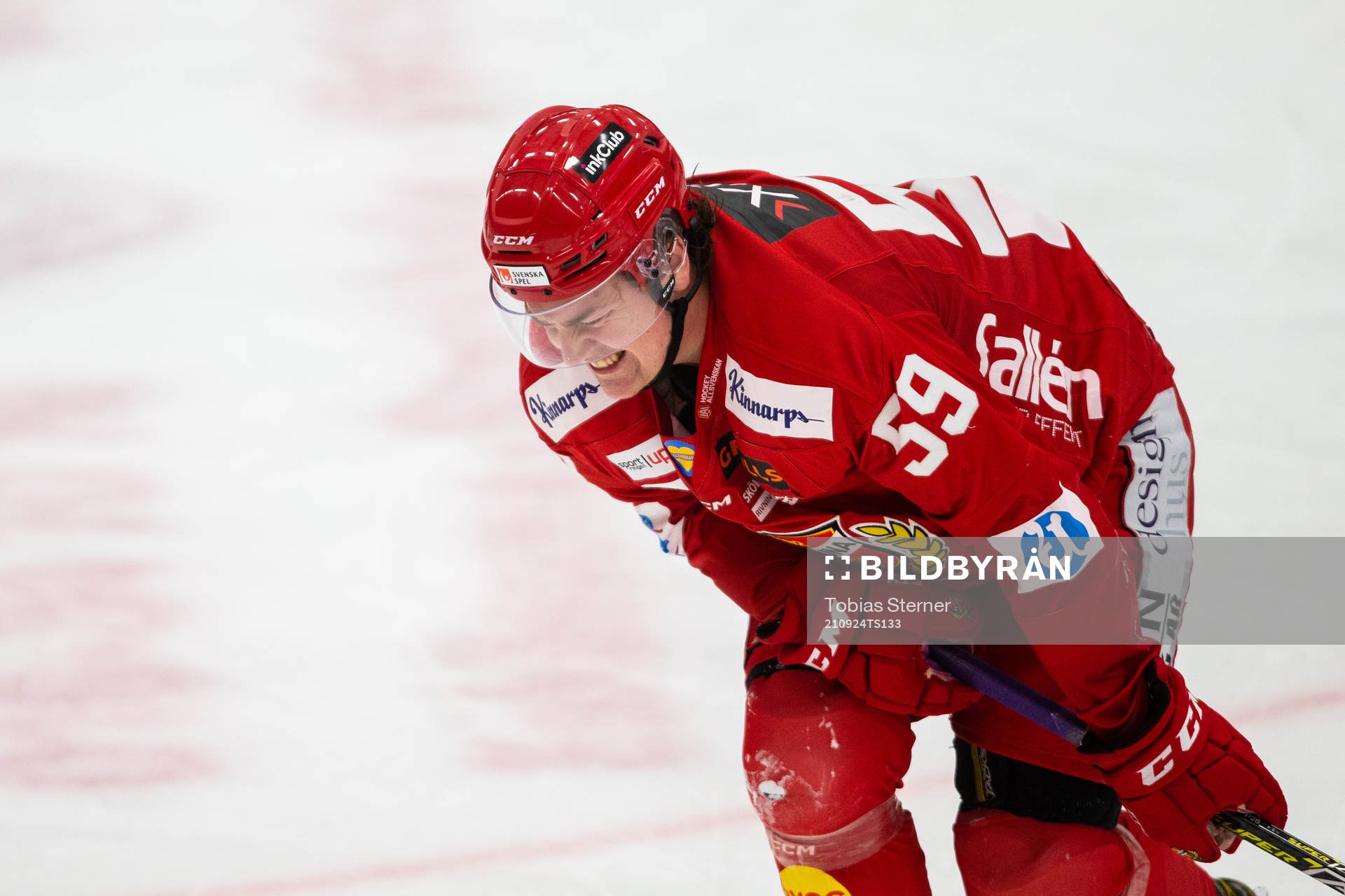 Almtunas Pelle Hedlund har ont