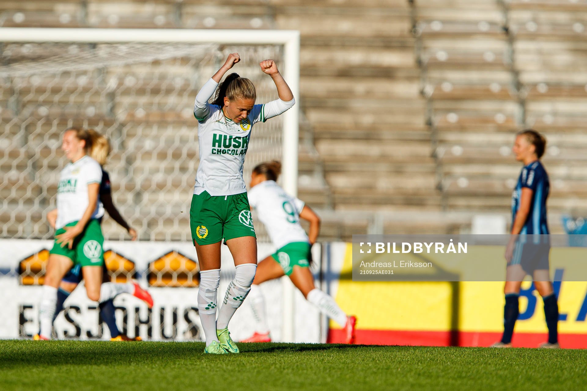 Hammarbys Matilda Vinberg jublar