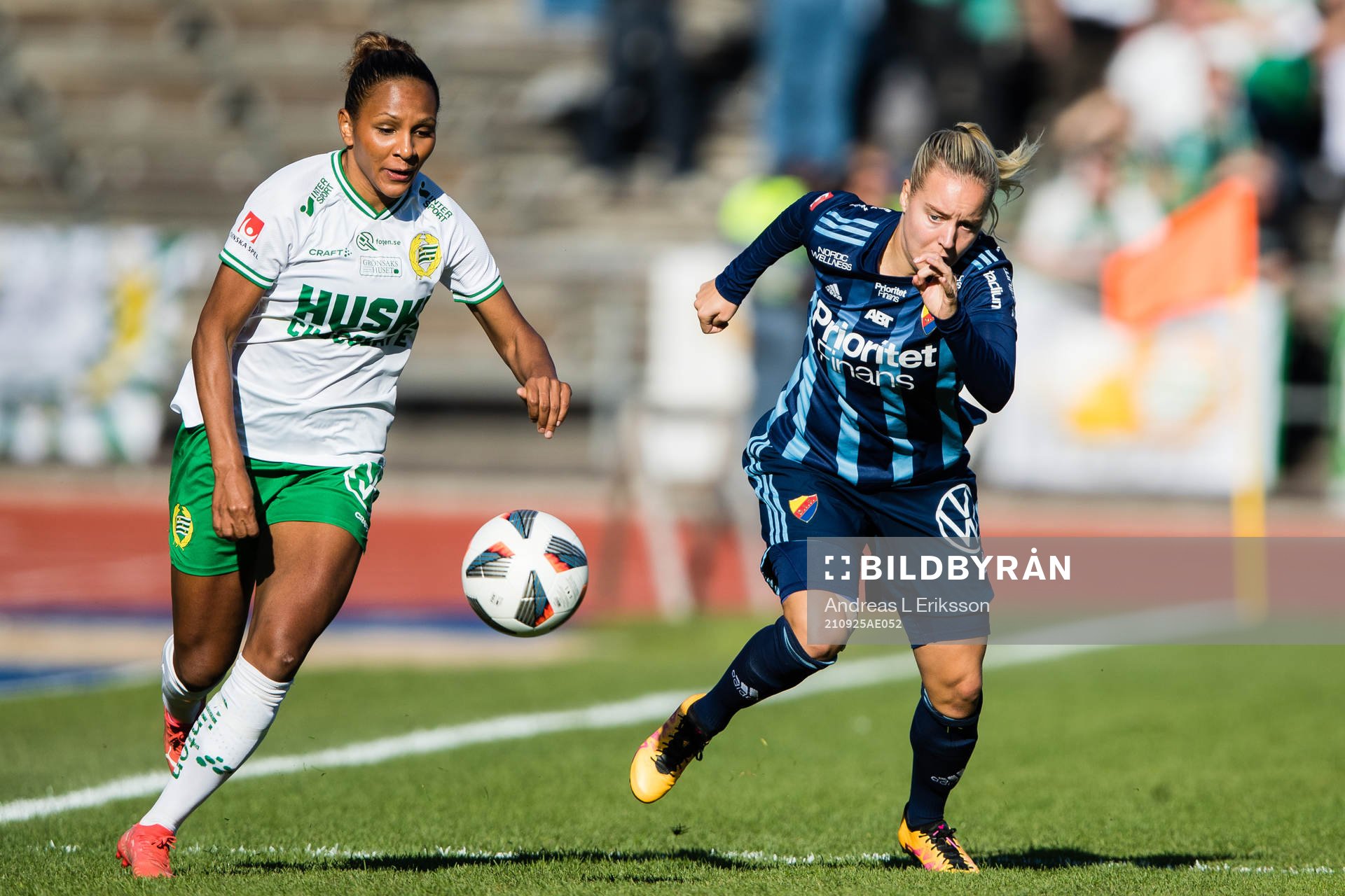 Hammarbys Madelen Janogy och Djurgårdens Fanny Lång