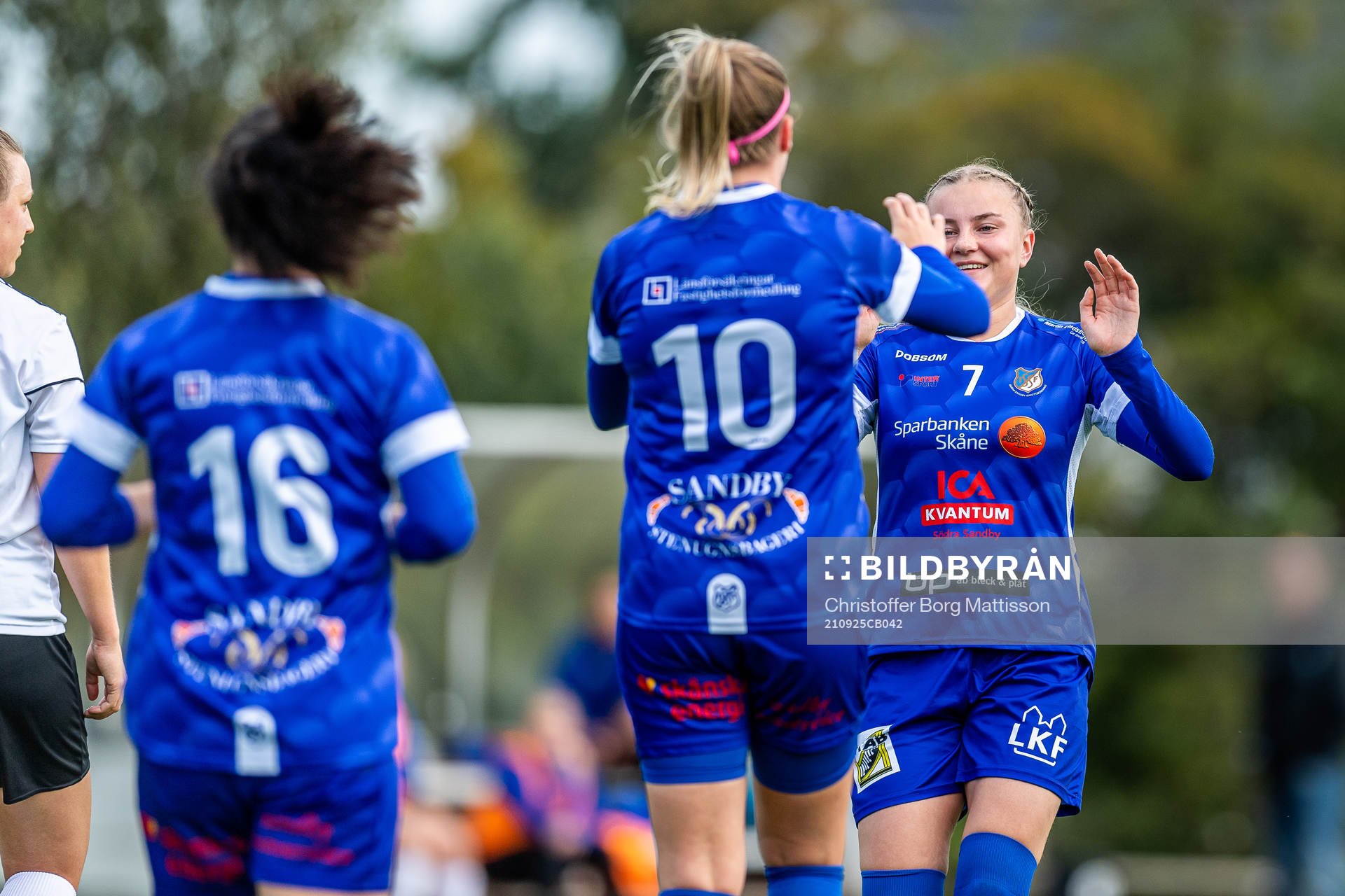 Södra Sandbys Sally Ebba Gertrud Fischer jublar med