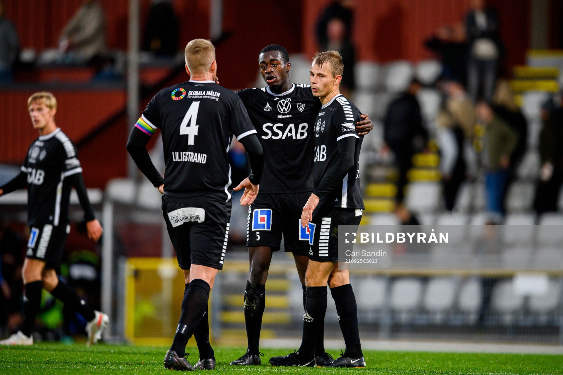 Brages Adil Titi och Alexander Zetterström jublar