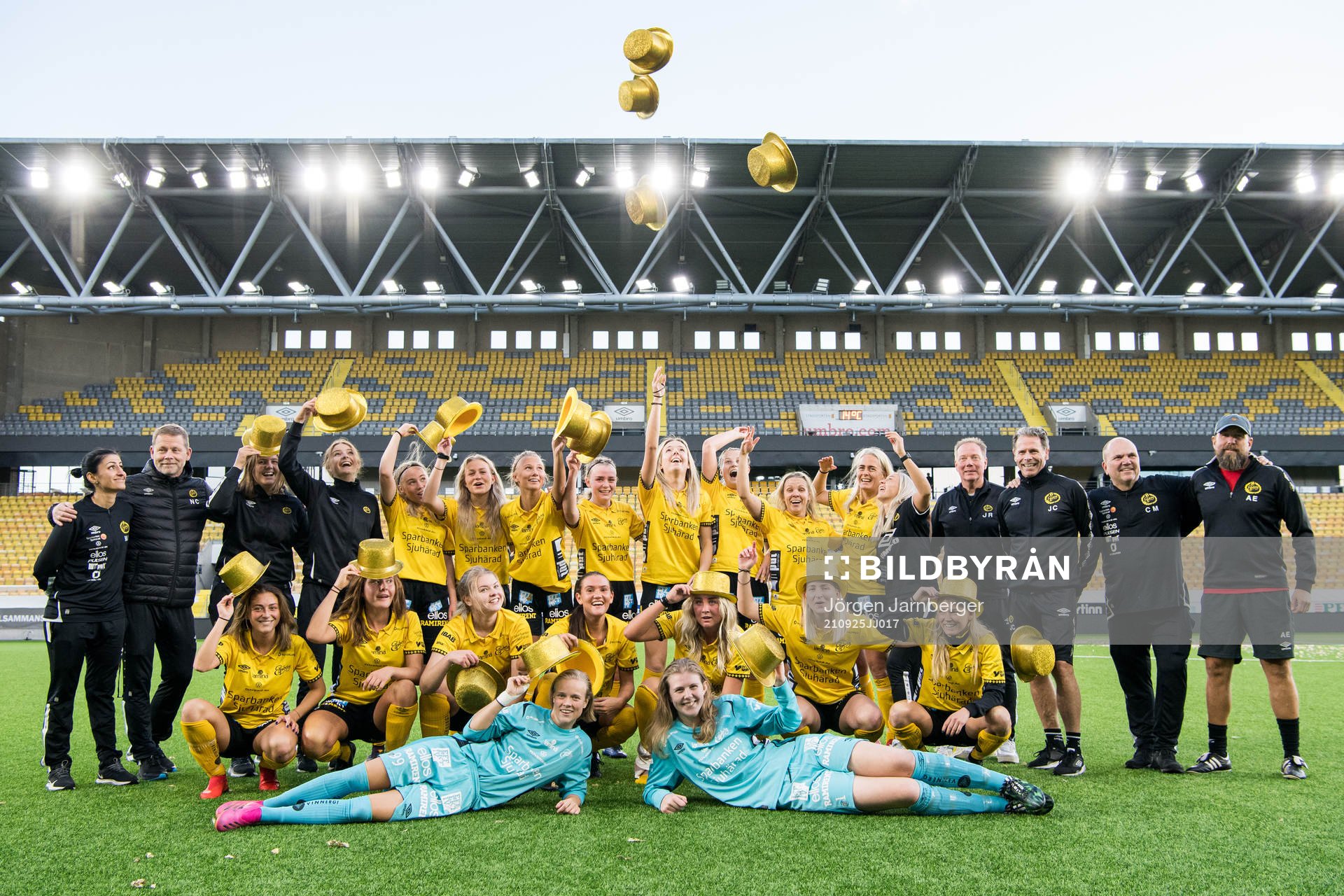 Elfsborgs spelare och ledare jublar