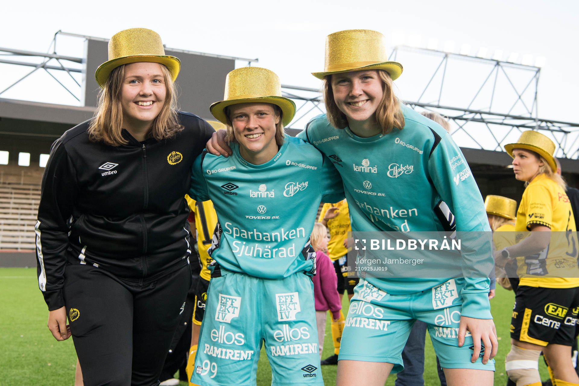 Elfsborgs målvakter Sanna Öjersson, Rebecka Wikander och