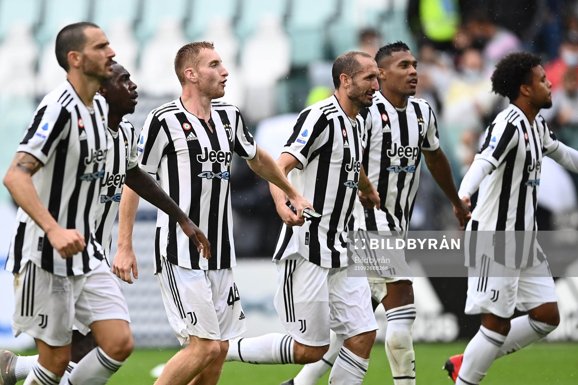 Dejan Kulusevski of Juventus celebrates