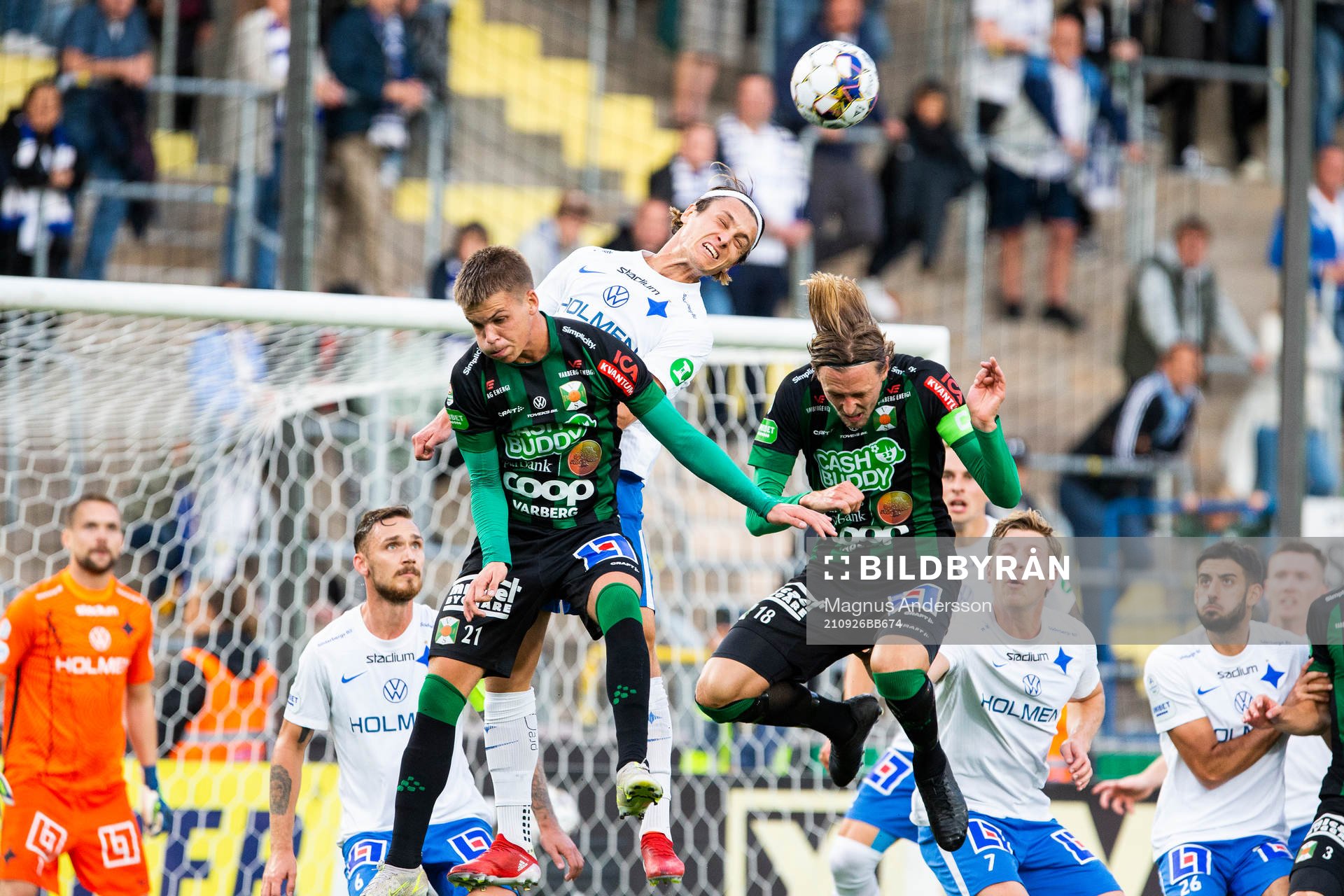 Varbergs Victor Karlsson  IFK Norrköpings Jonathan Levi