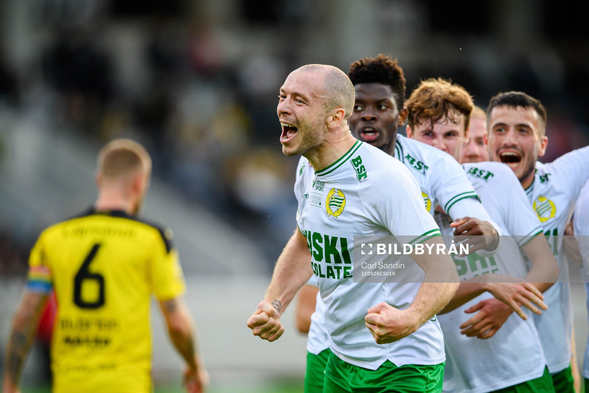 Hammarbys Jon Gudni Fjoluson jublar