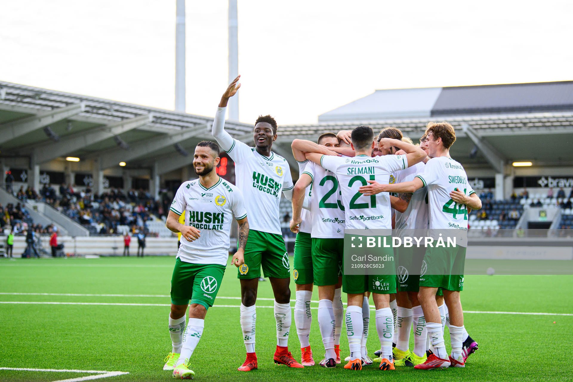Hammarbys spelare jublar
