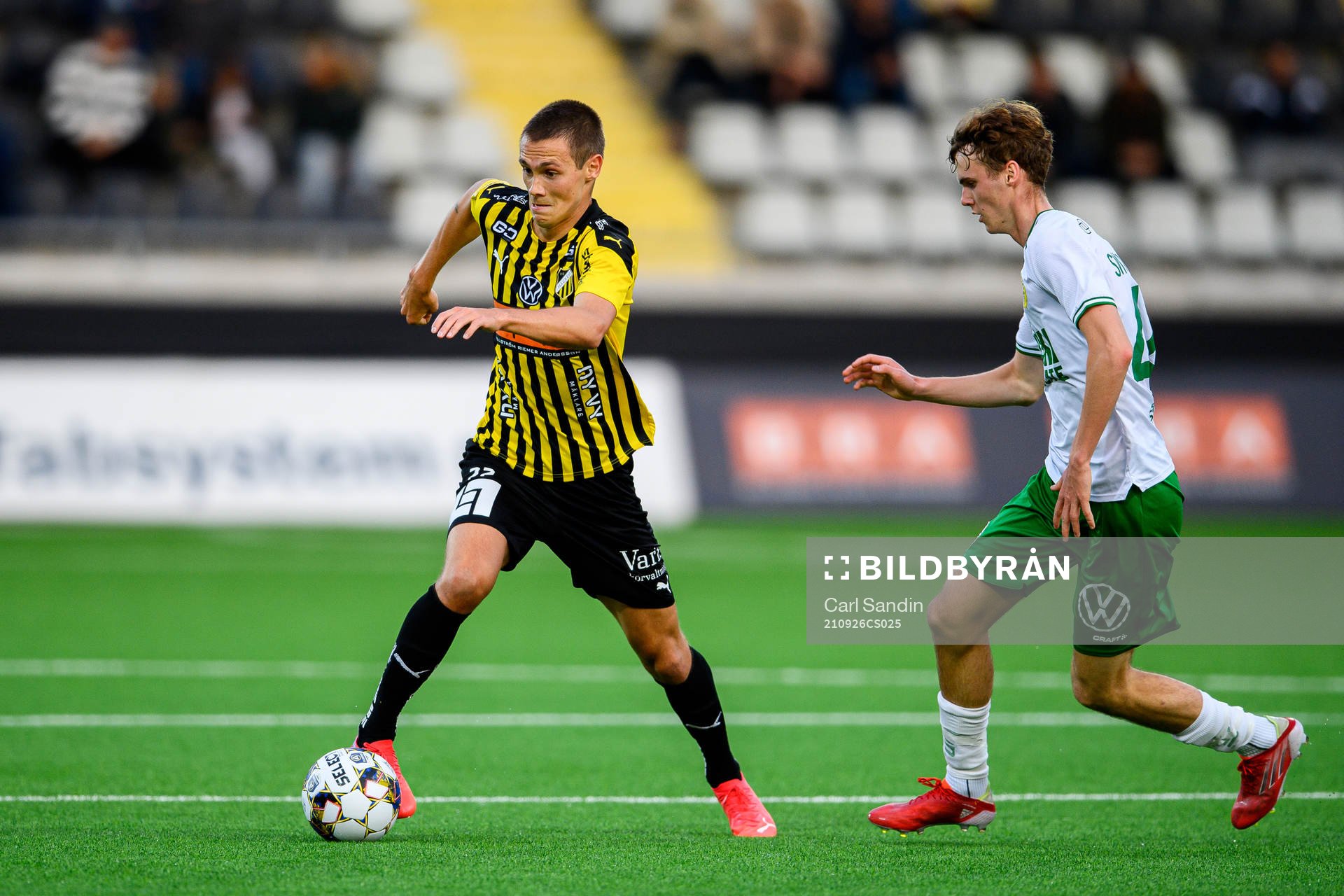 Häckens Tobias Carlsson och Hammarbys Williot Swedberg