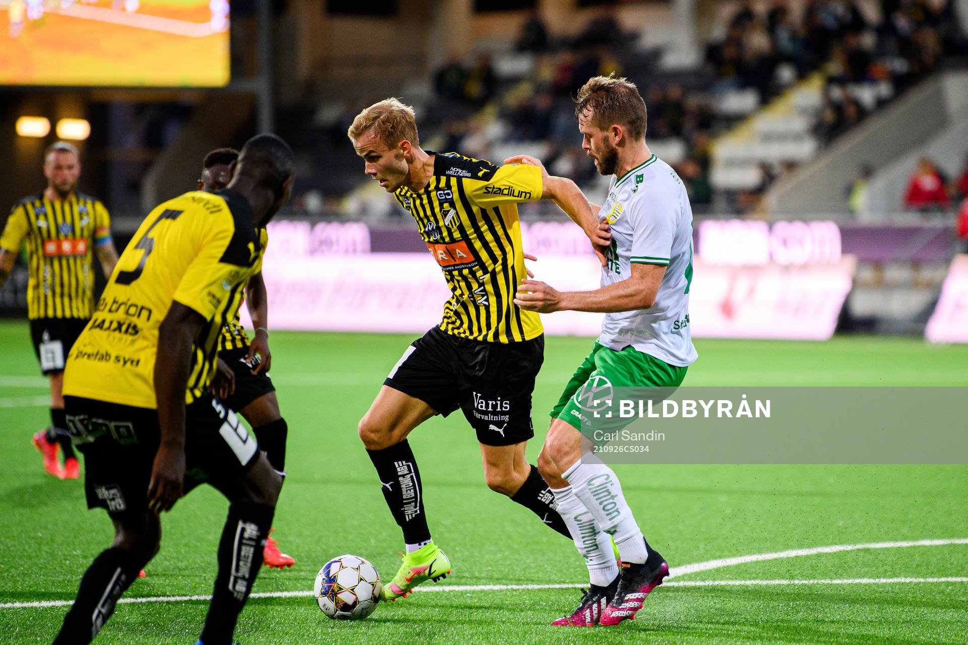 Häckens Jasse Tuominen och Hammarbys Simon Sandberg