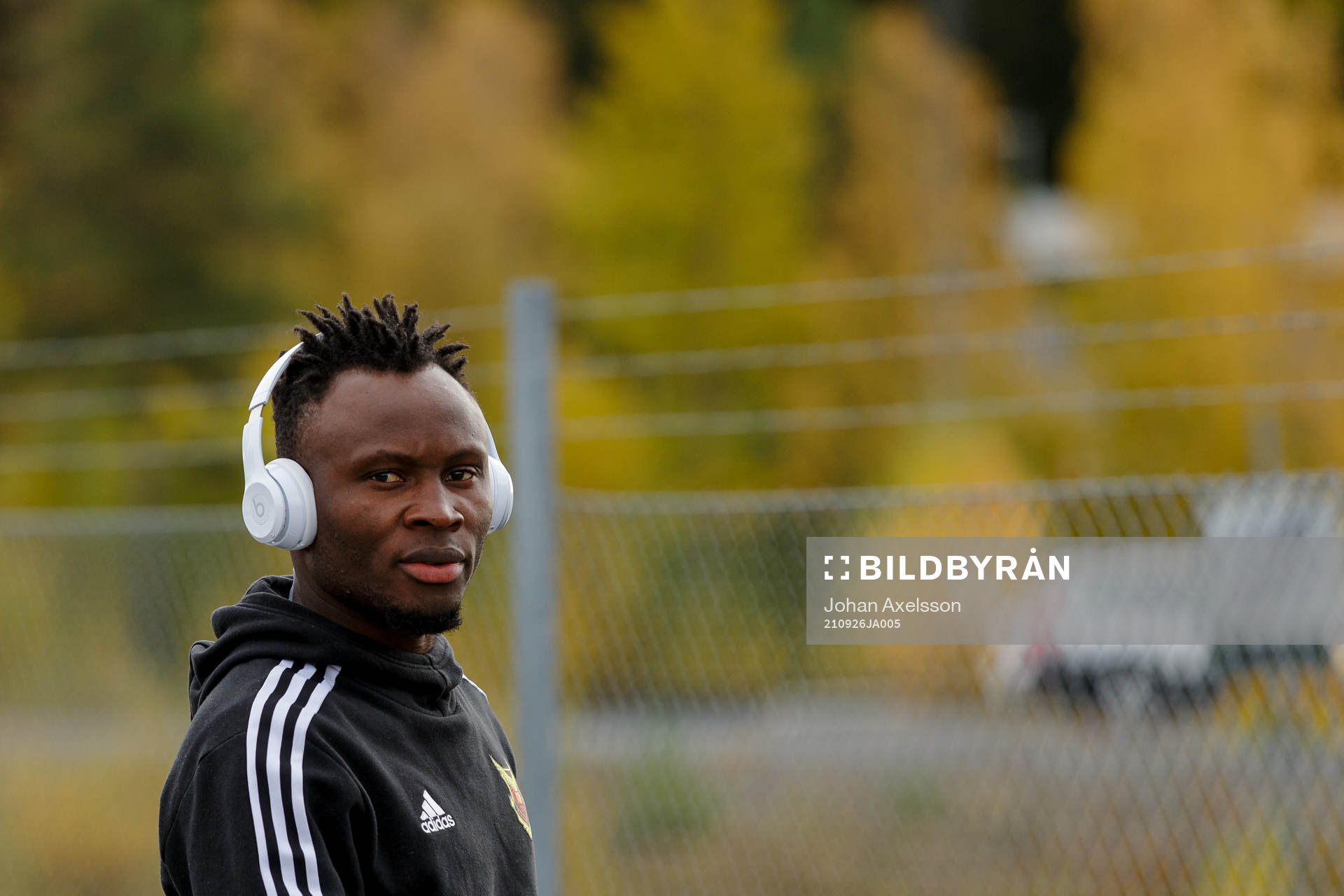 Östersunds Samuel Mensiro anländer