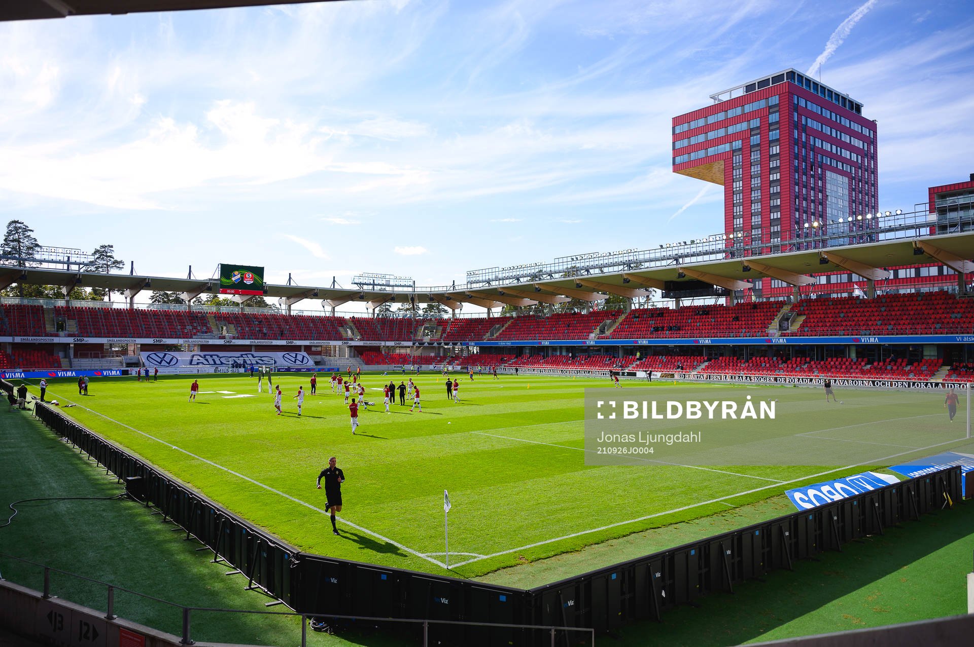 Interiör vy från Visma arena före fotbollsmatchen i