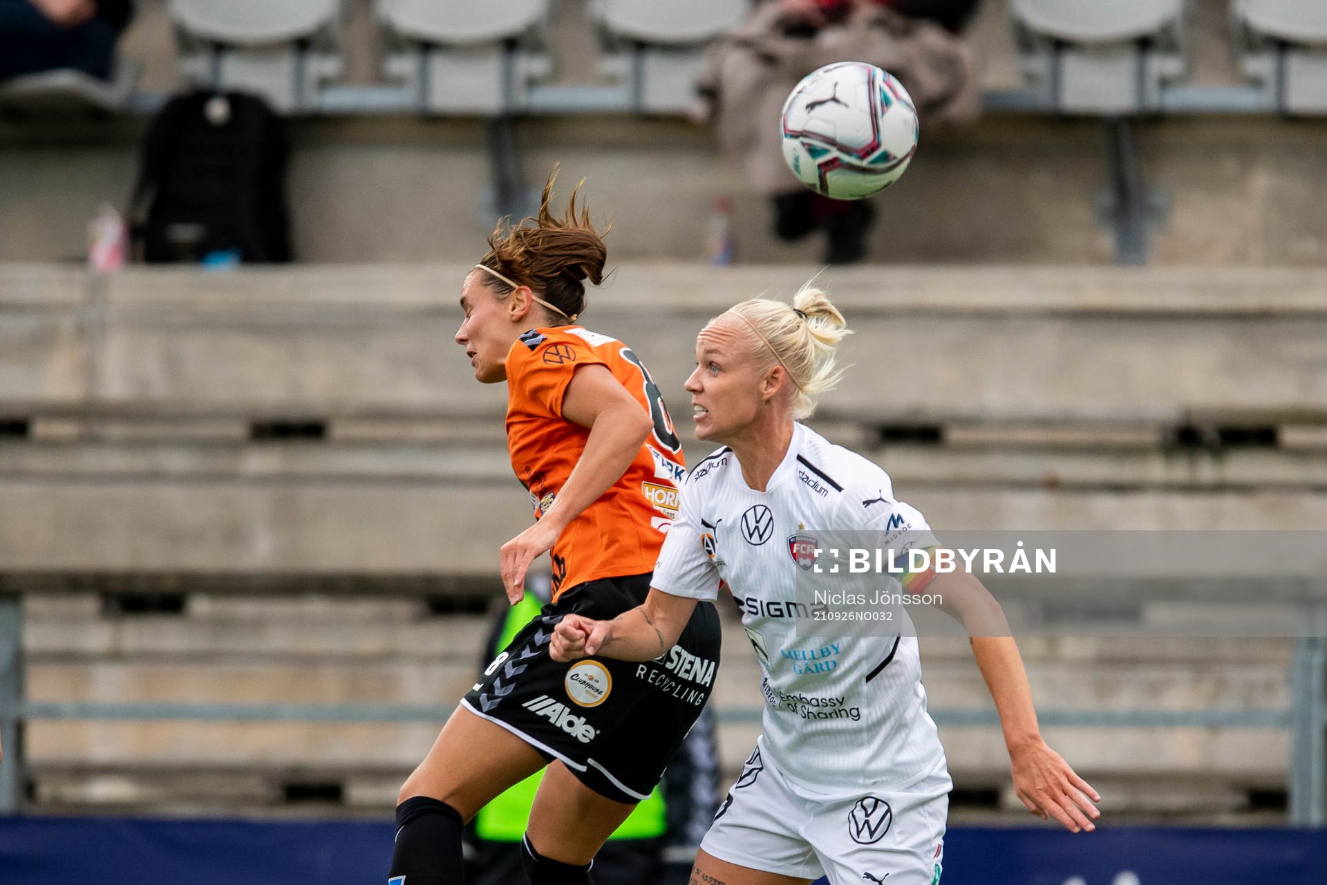 Kristianstads Alice Nilsson  och Rosengårds Caroline Seger