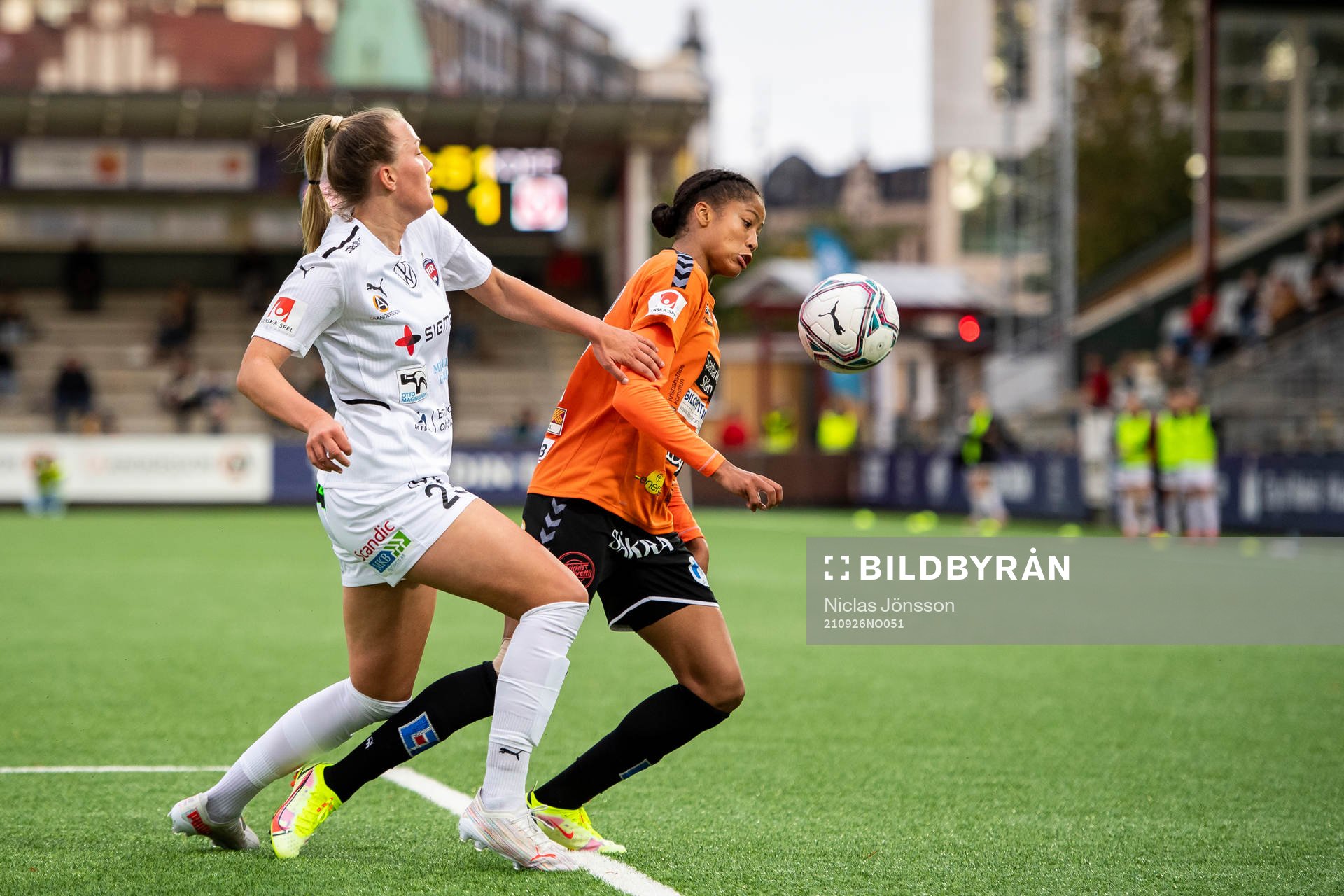 Rosengårds Stefanie Sanders<och Kristianstads Sveindís