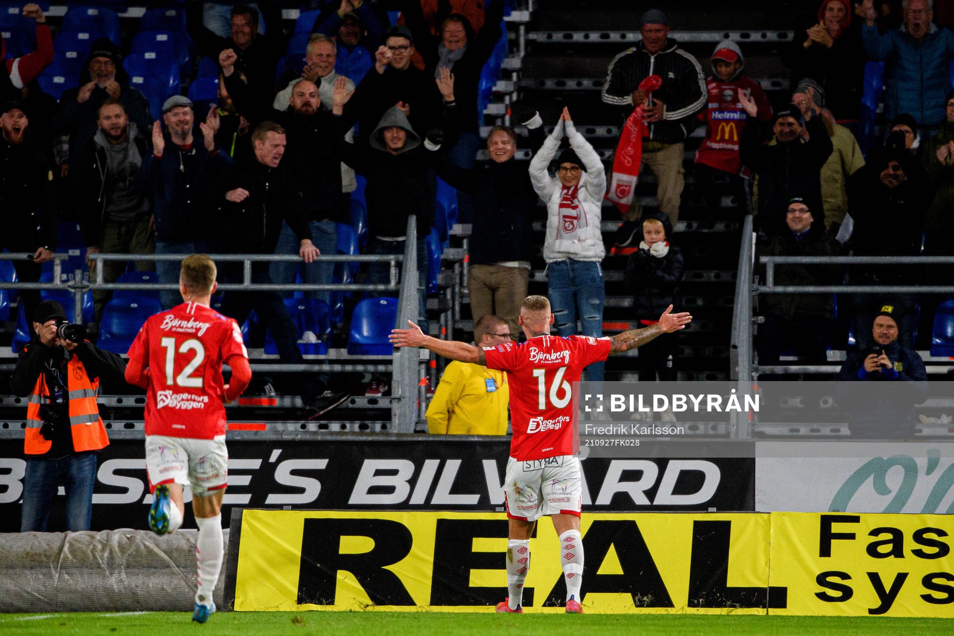 Degerfors Victor Edvardsen jublar