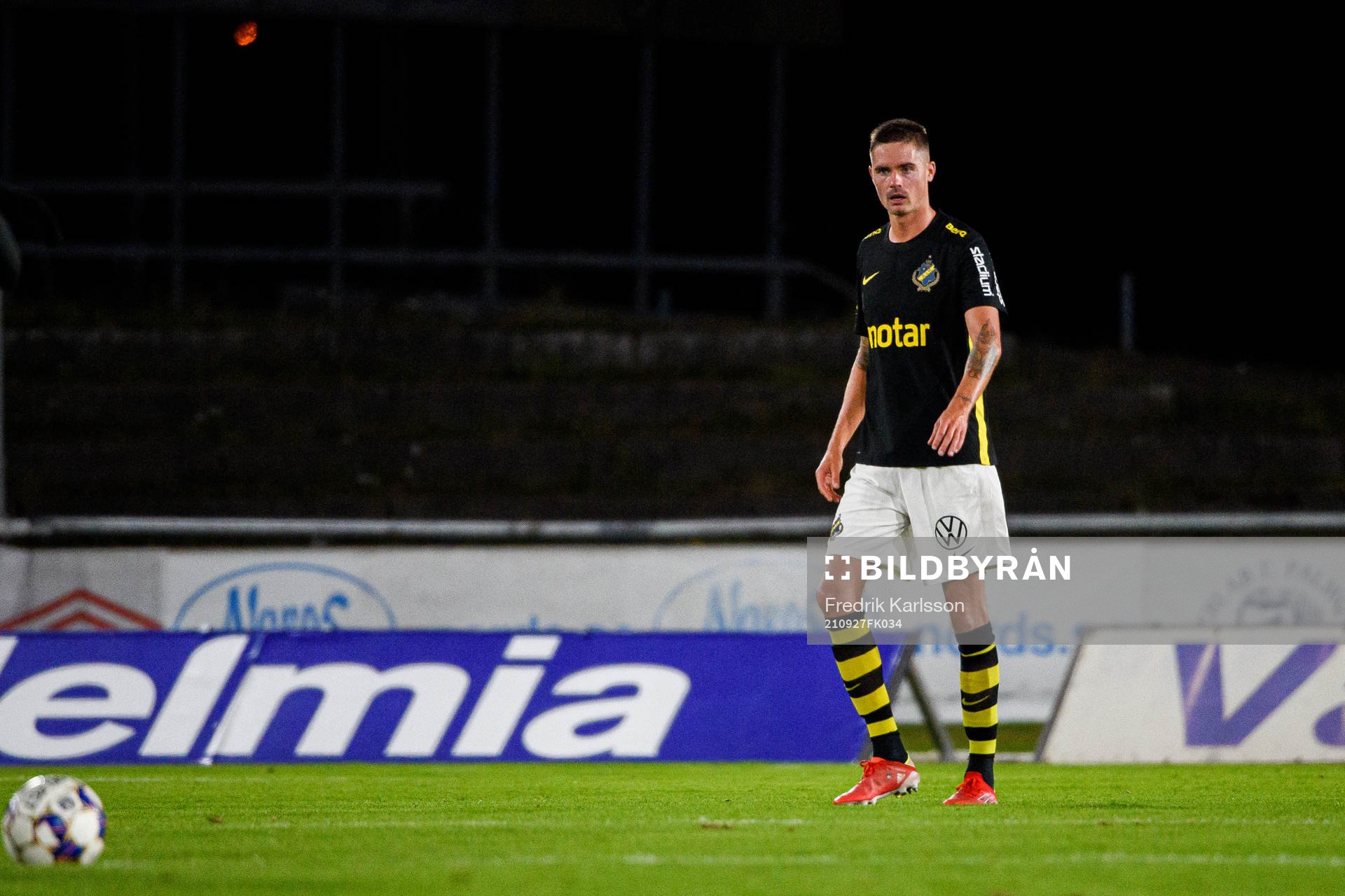 s Mikael Lustig deppar