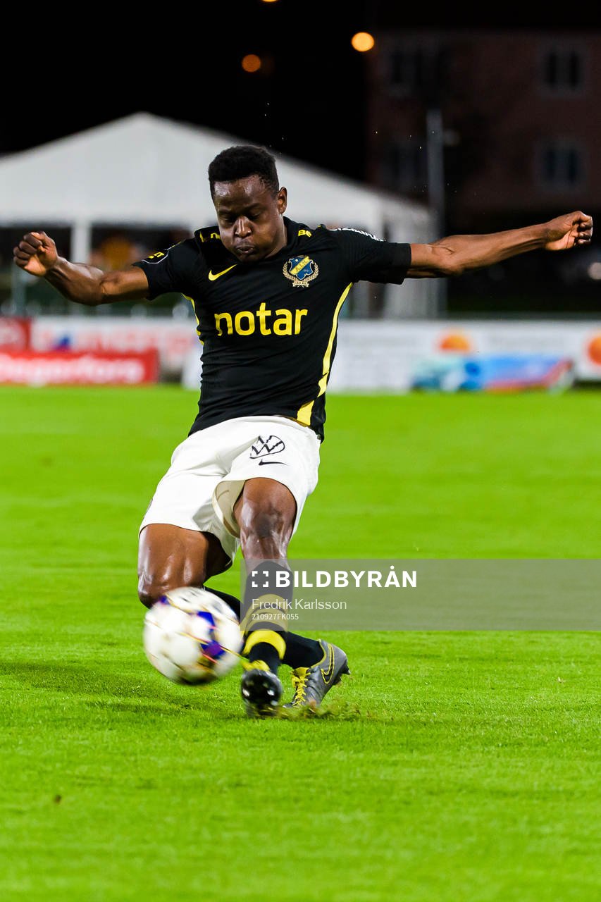 s Erick Otieno