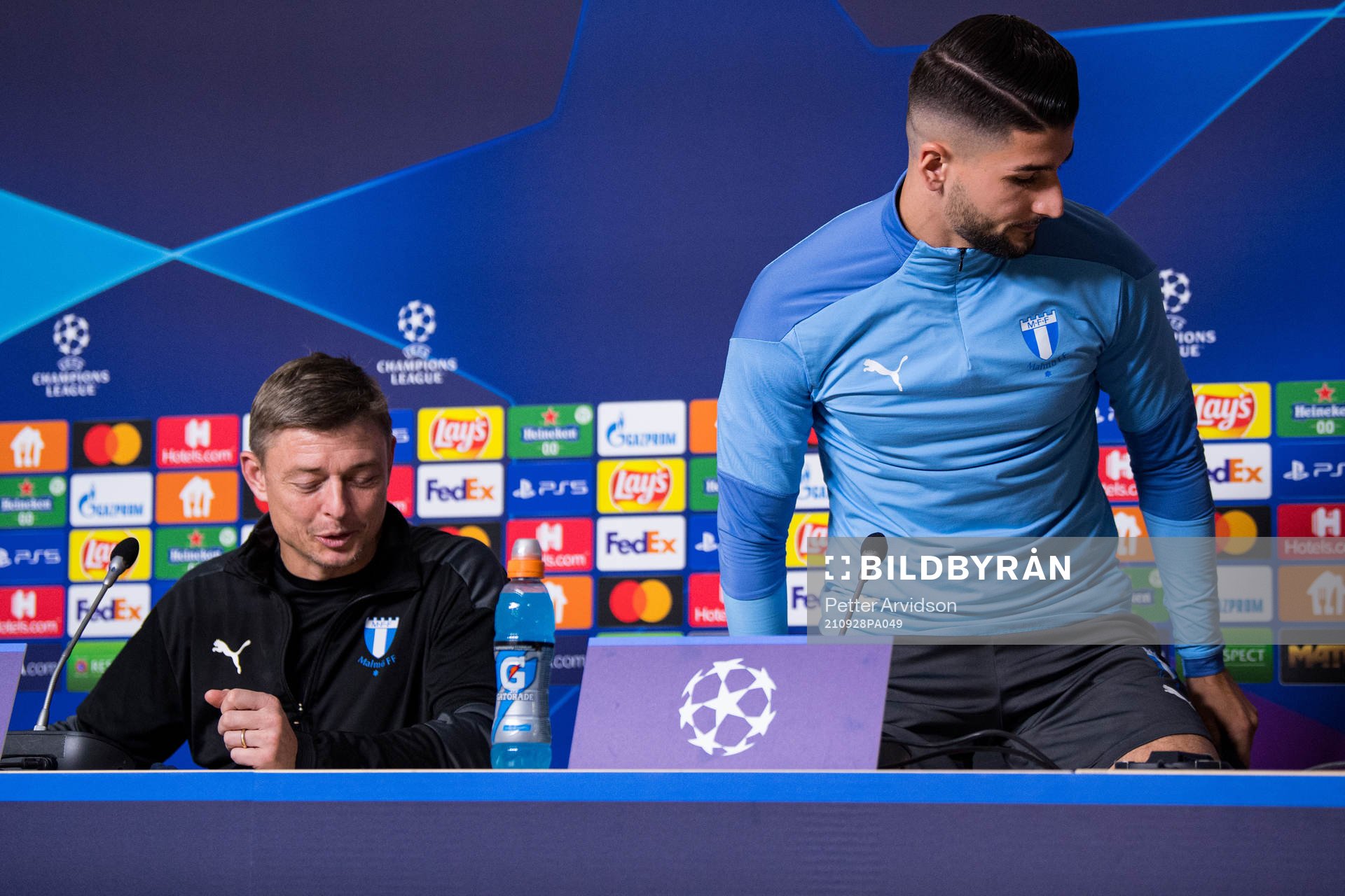 Jon Dahl Tomasson, head coach and Antonio Colak