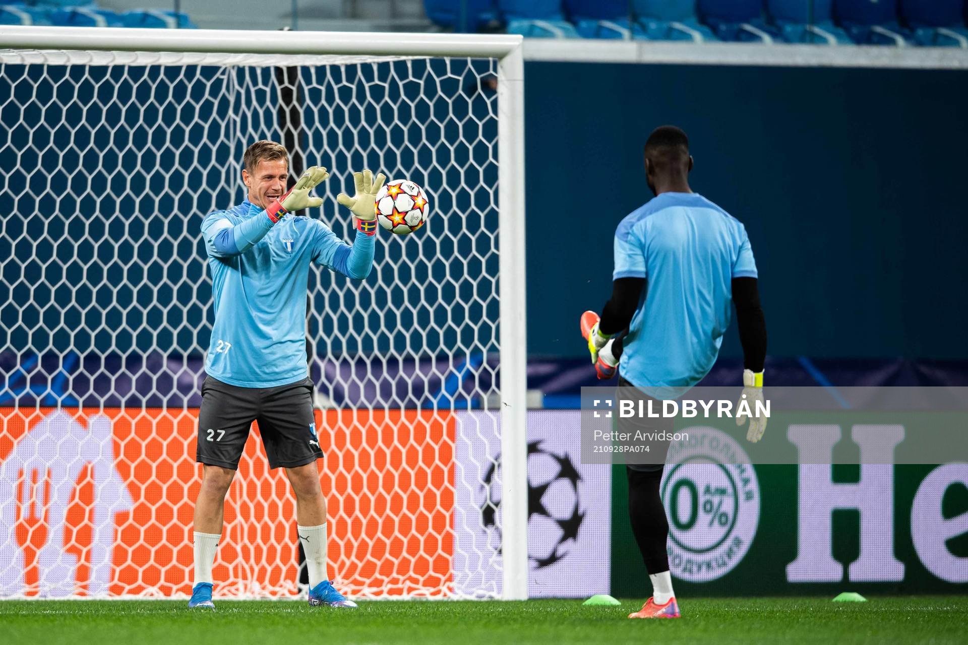 Goalkeeper Johan Dahlin of Malmö FF