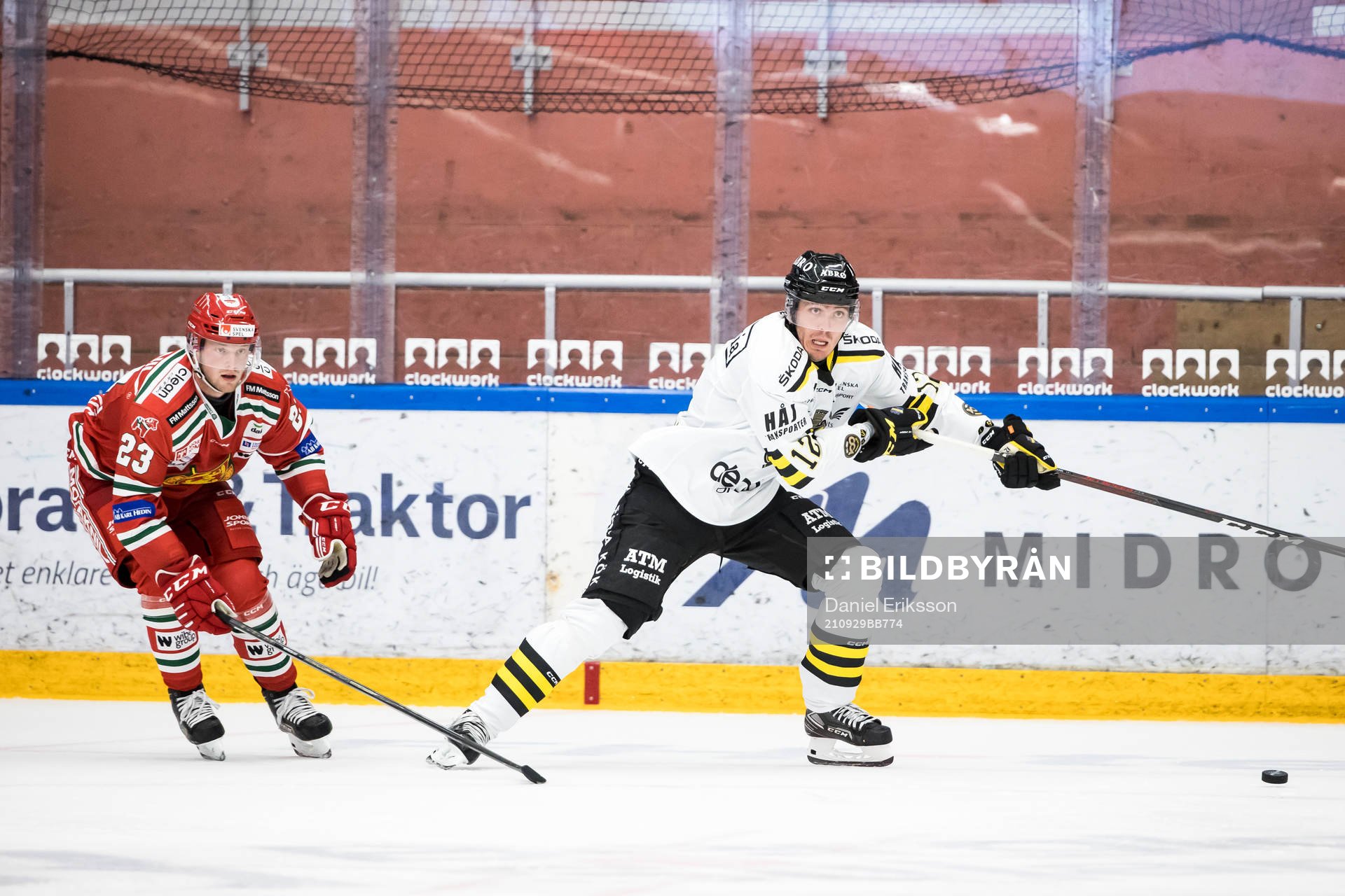 Moras Axel Bergkvist och AIKs Max Lindholm