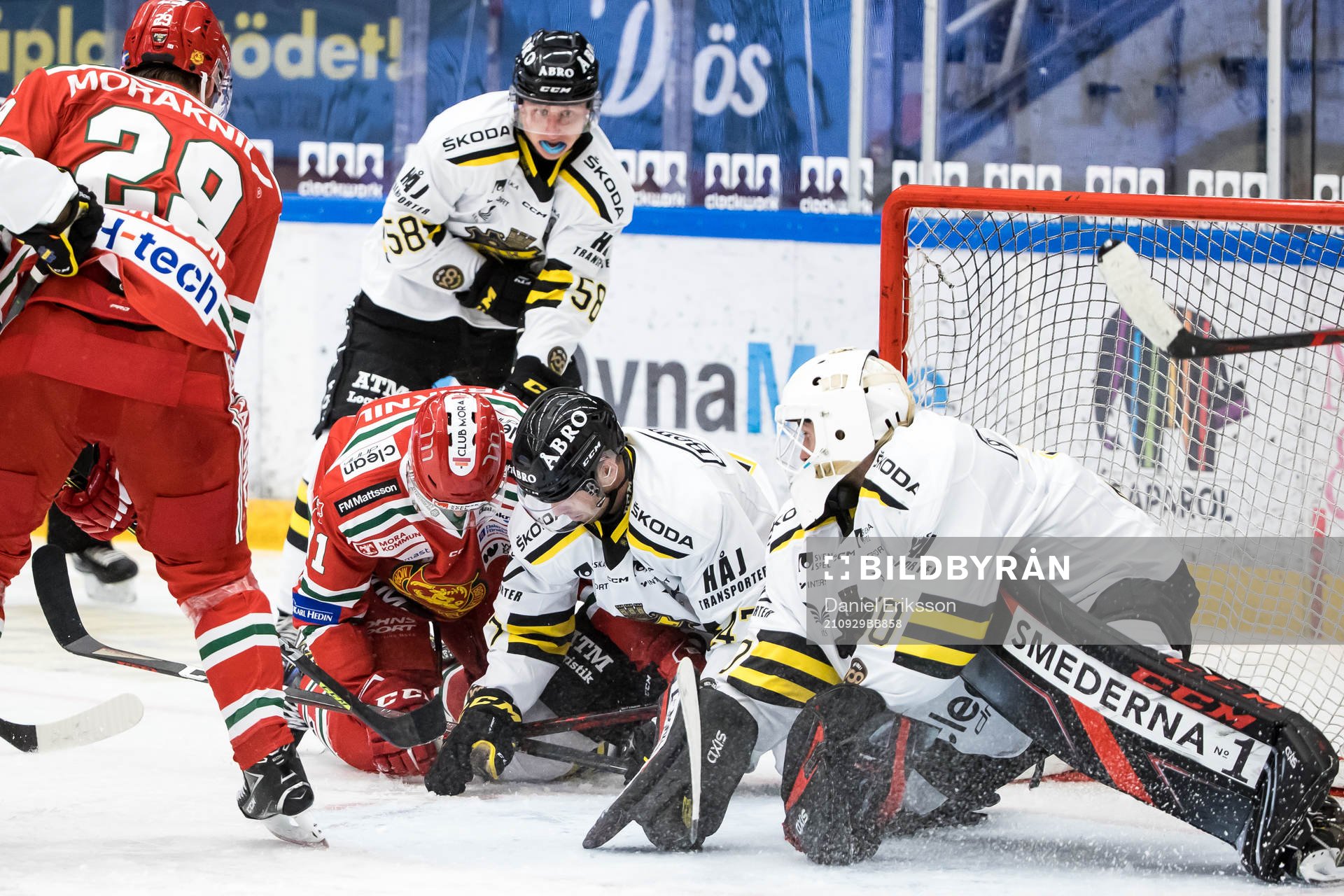 Moras Paul Bittner och AIKs Filip Windlert och AIKs
