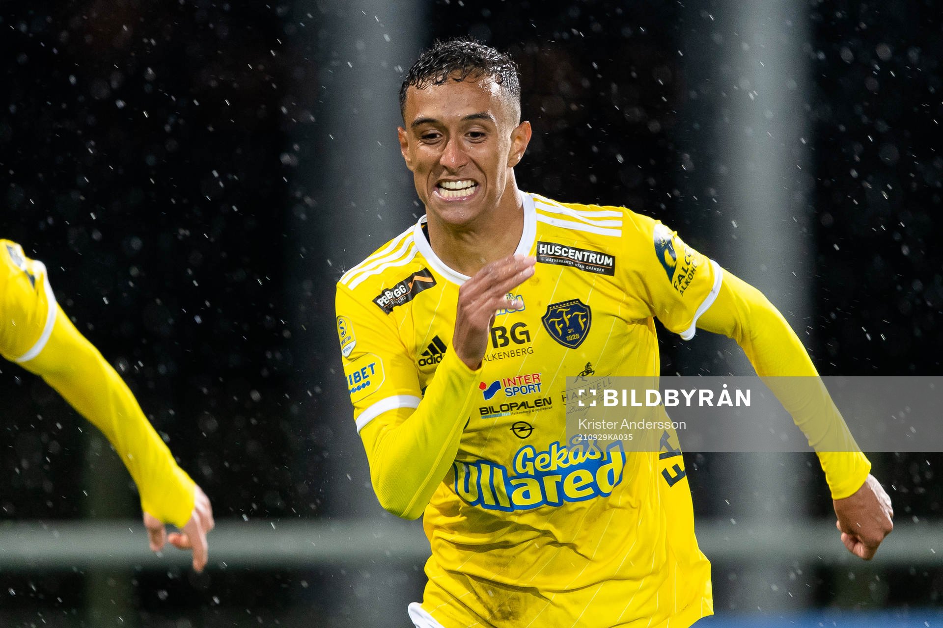 Falkenbergs Oliver Hintsa jublar