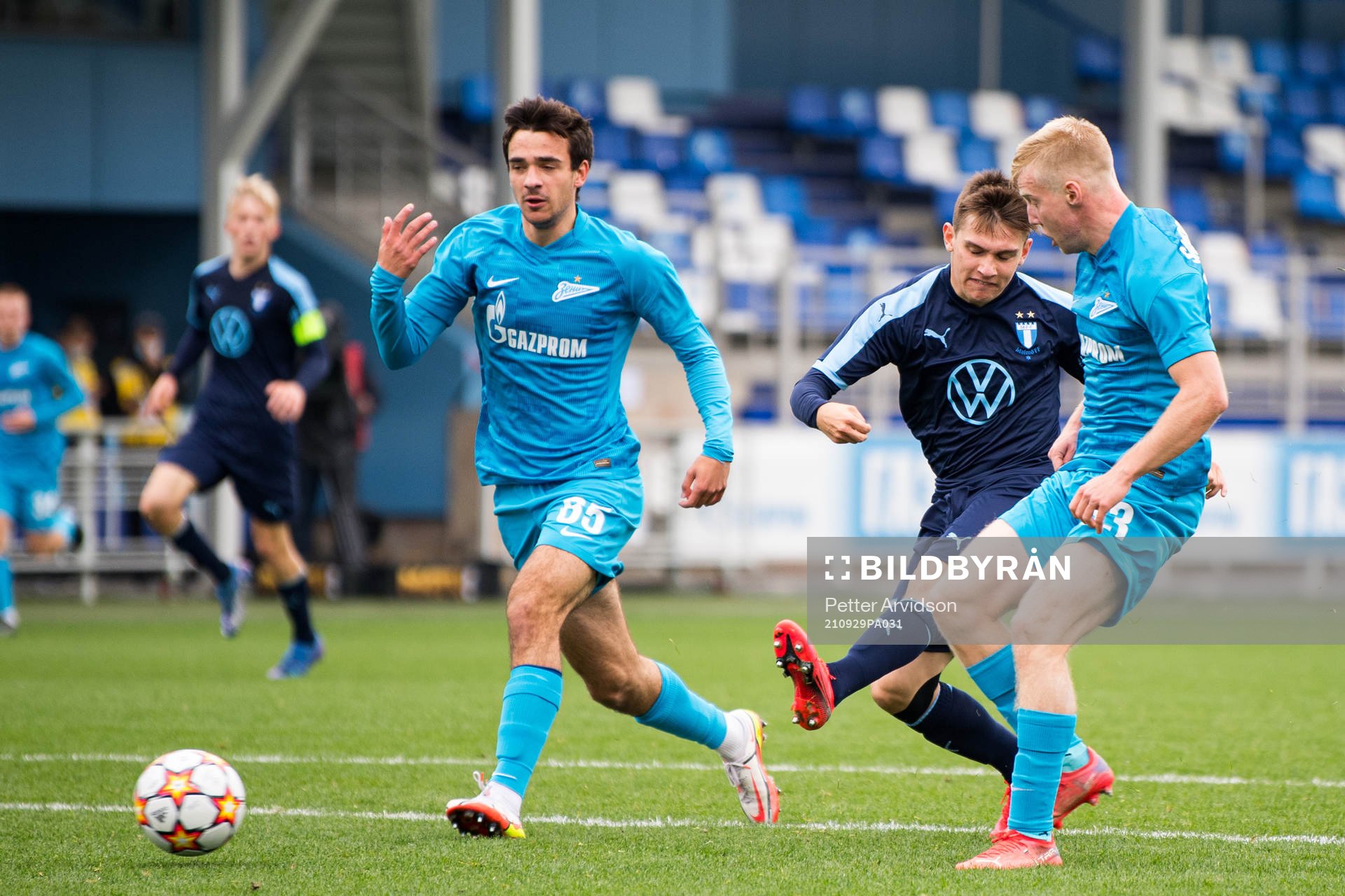 Isak Bjerkebo of Malmö FF scores the 2-2 goal during the UEFA Youth League match between Zenit St Petersburg and Malmö FF on September 29, 2021 in Saint Petersburg.
