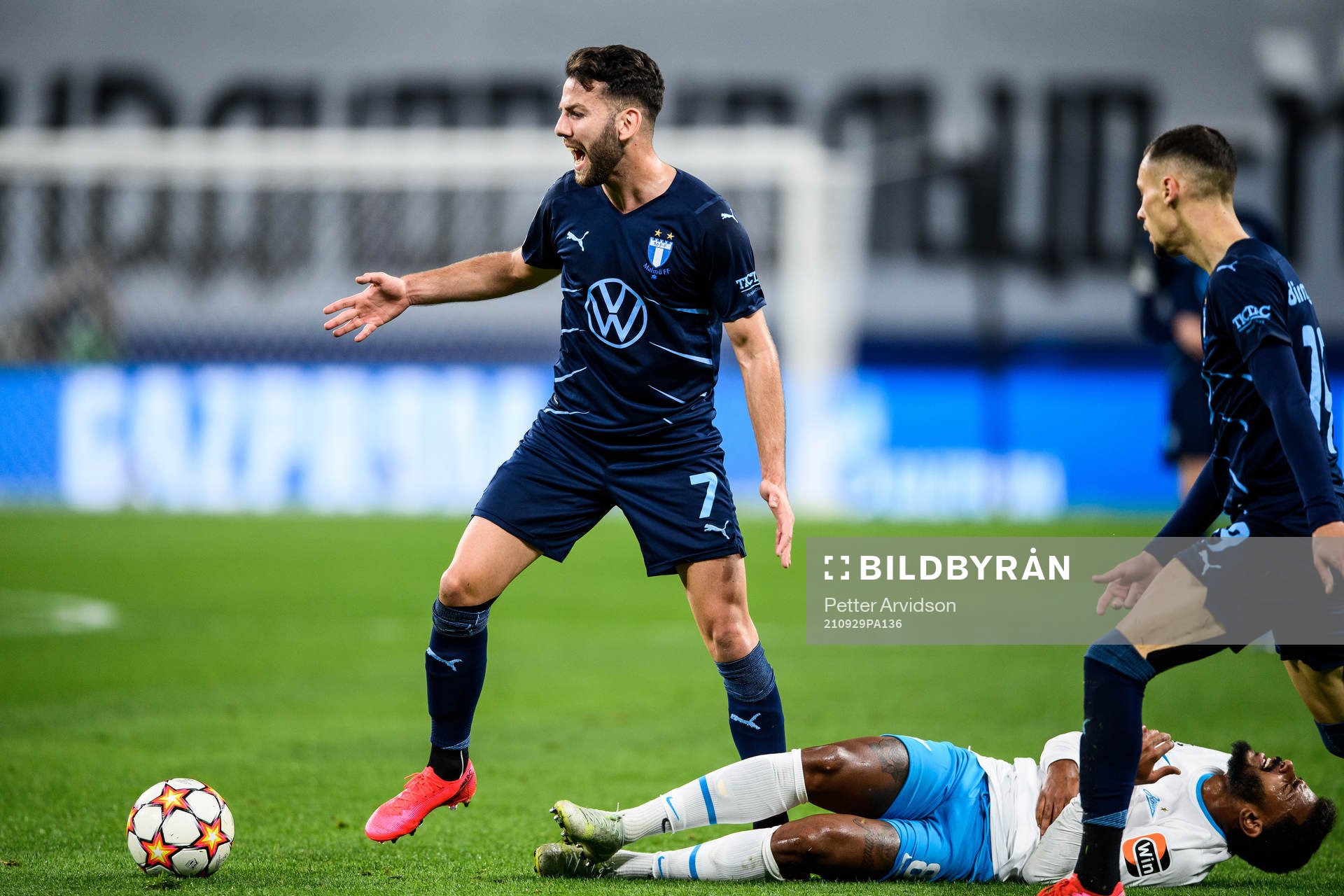 Erdal Rakip of Malmö FF and <8<of Zenit