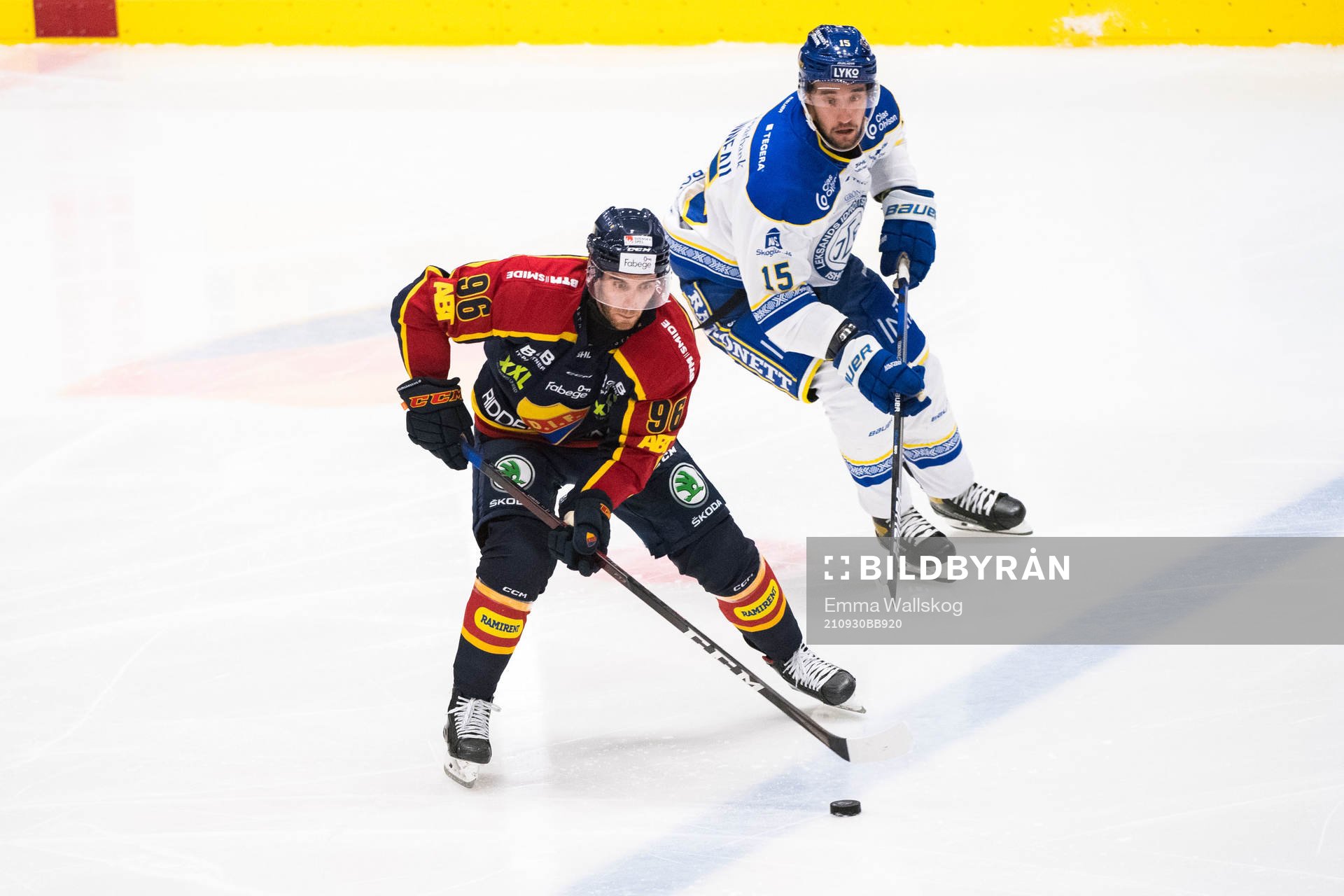 Djurgårdens Matthew Lorito och Leksands Max Veronneau