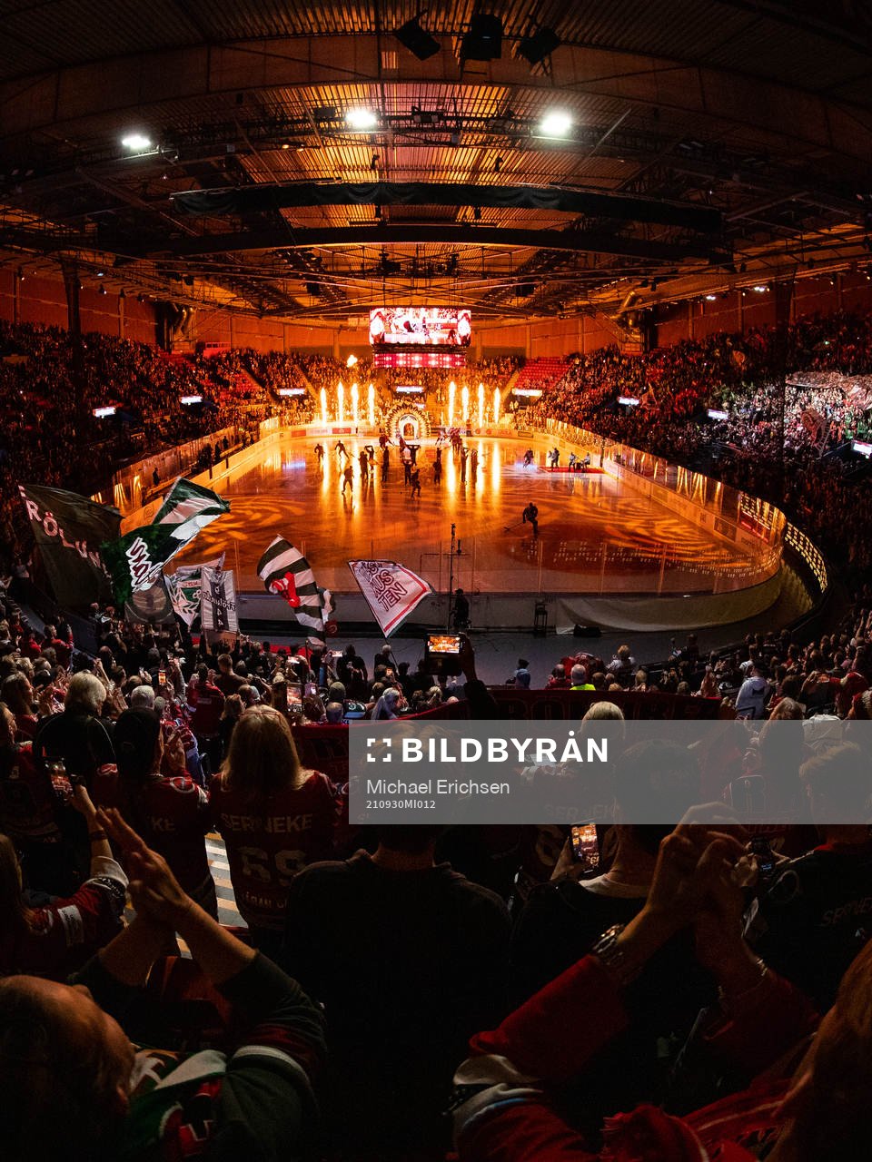 Frölundas intro innan ishockeymatchen i SHL mellan