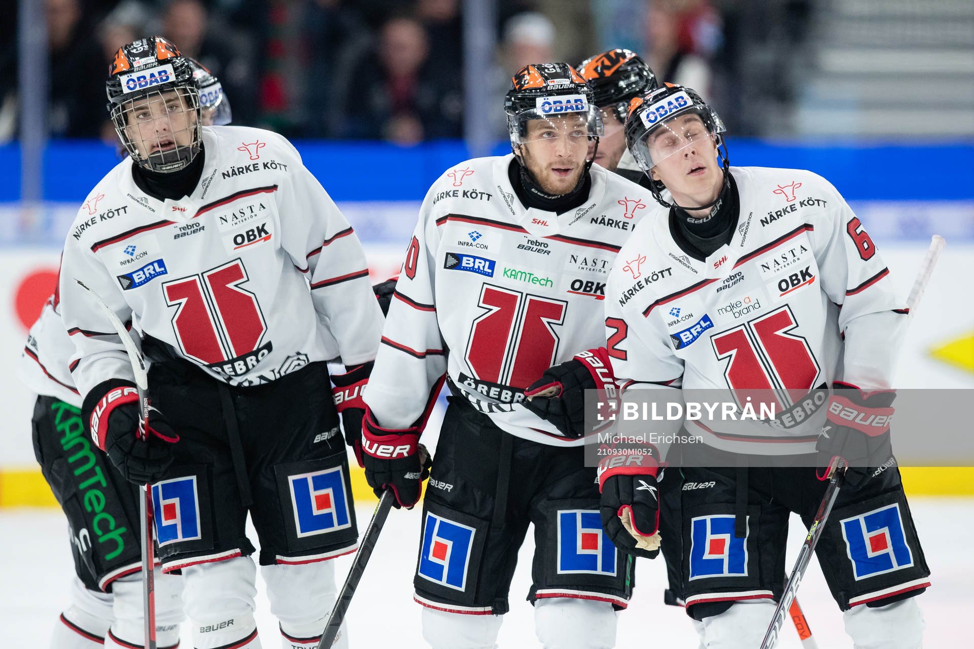 Örebros Miikka Salomäki jublar med lagkamrater