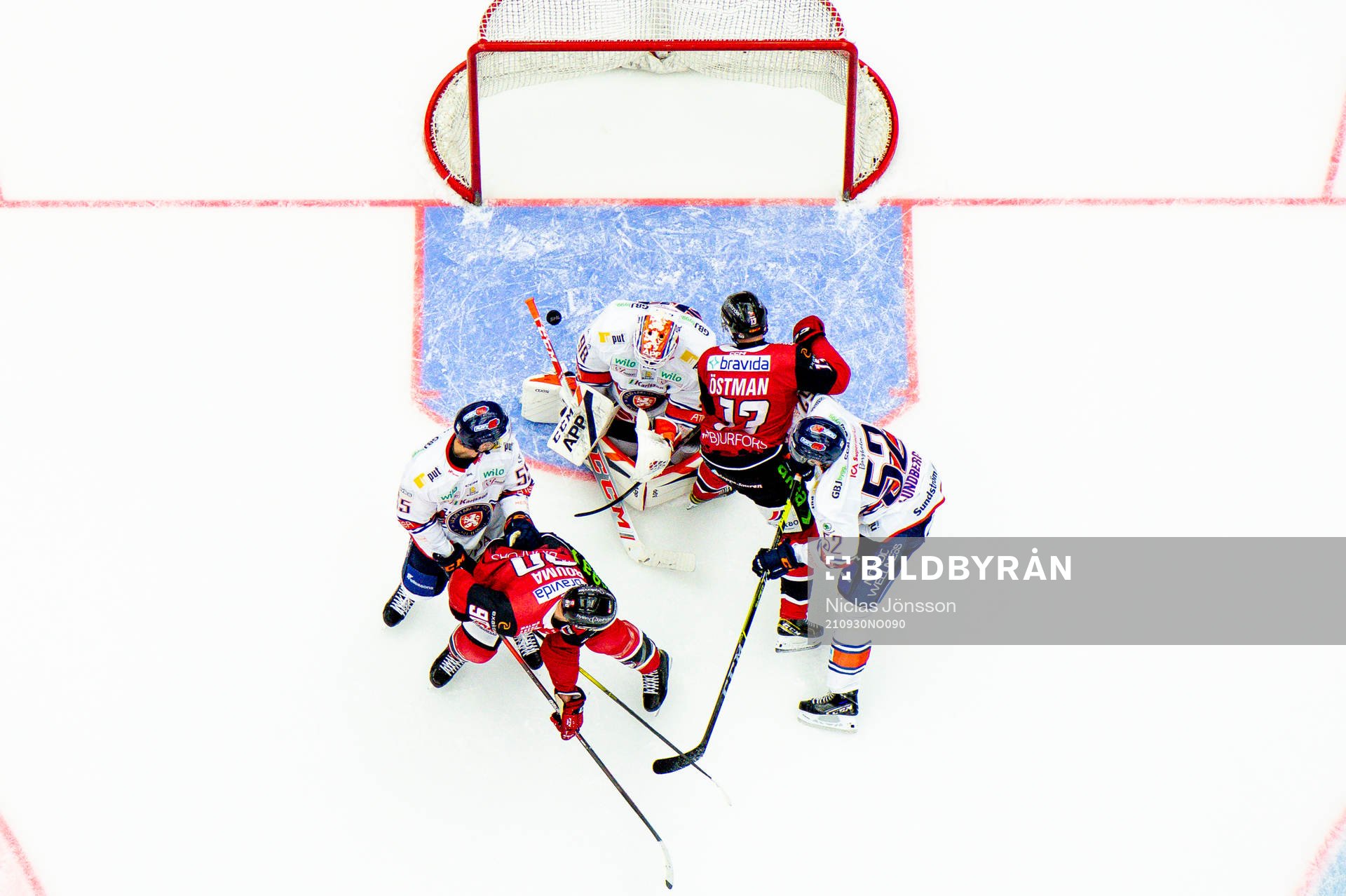 Malmö Redhawks Kalle Östman och Lance Bouma framför