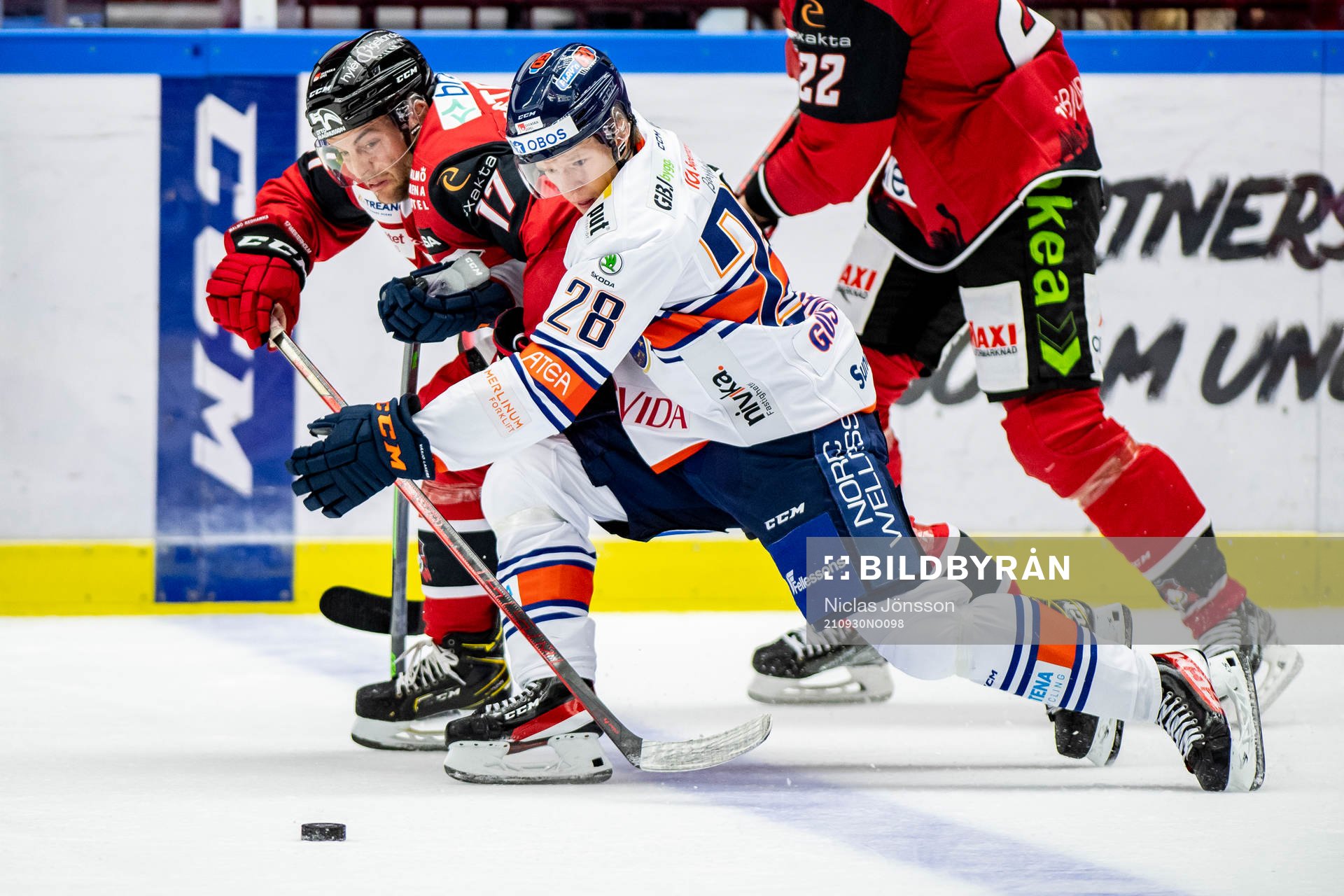 Malmö Redhawks Pathrik Westerholm och Växjös Hugo