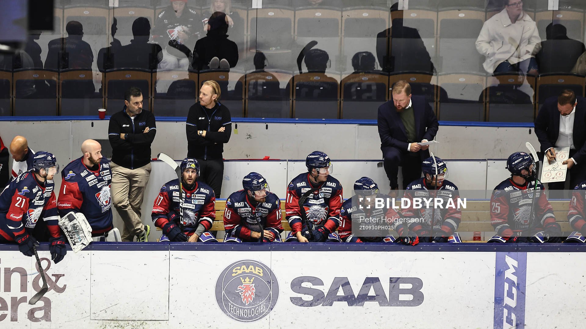 Linköpings bås med tränare Klas Östman