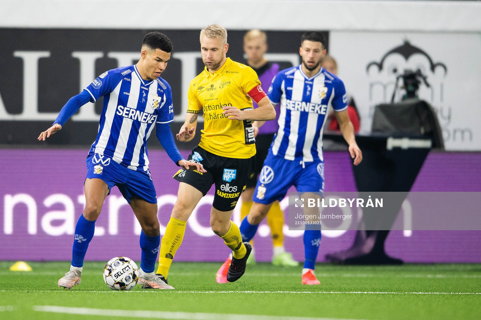 IFK Göteborgs Alexander Jallow och Elfsborgs Johan Larsson