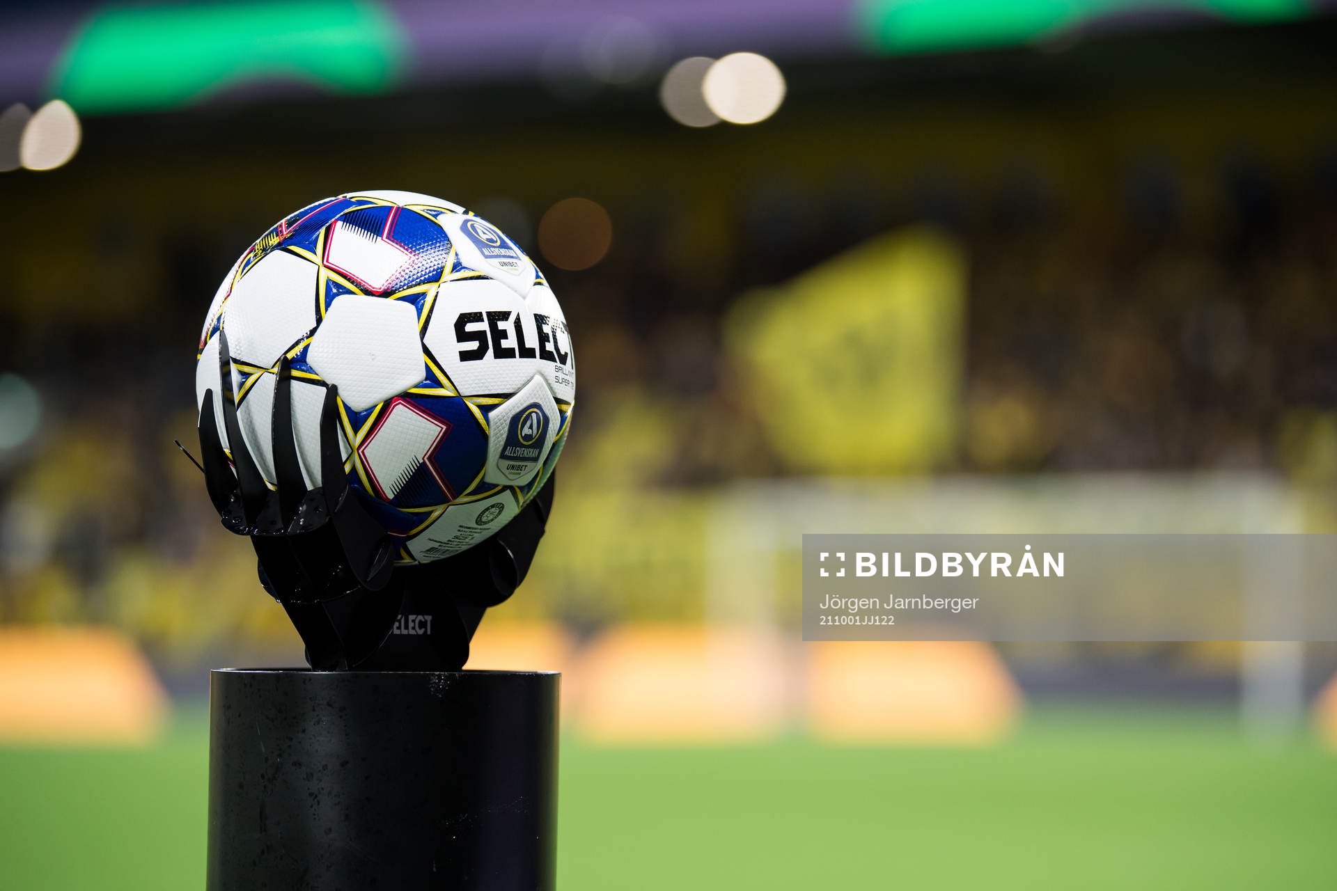 Matchboll på ställning