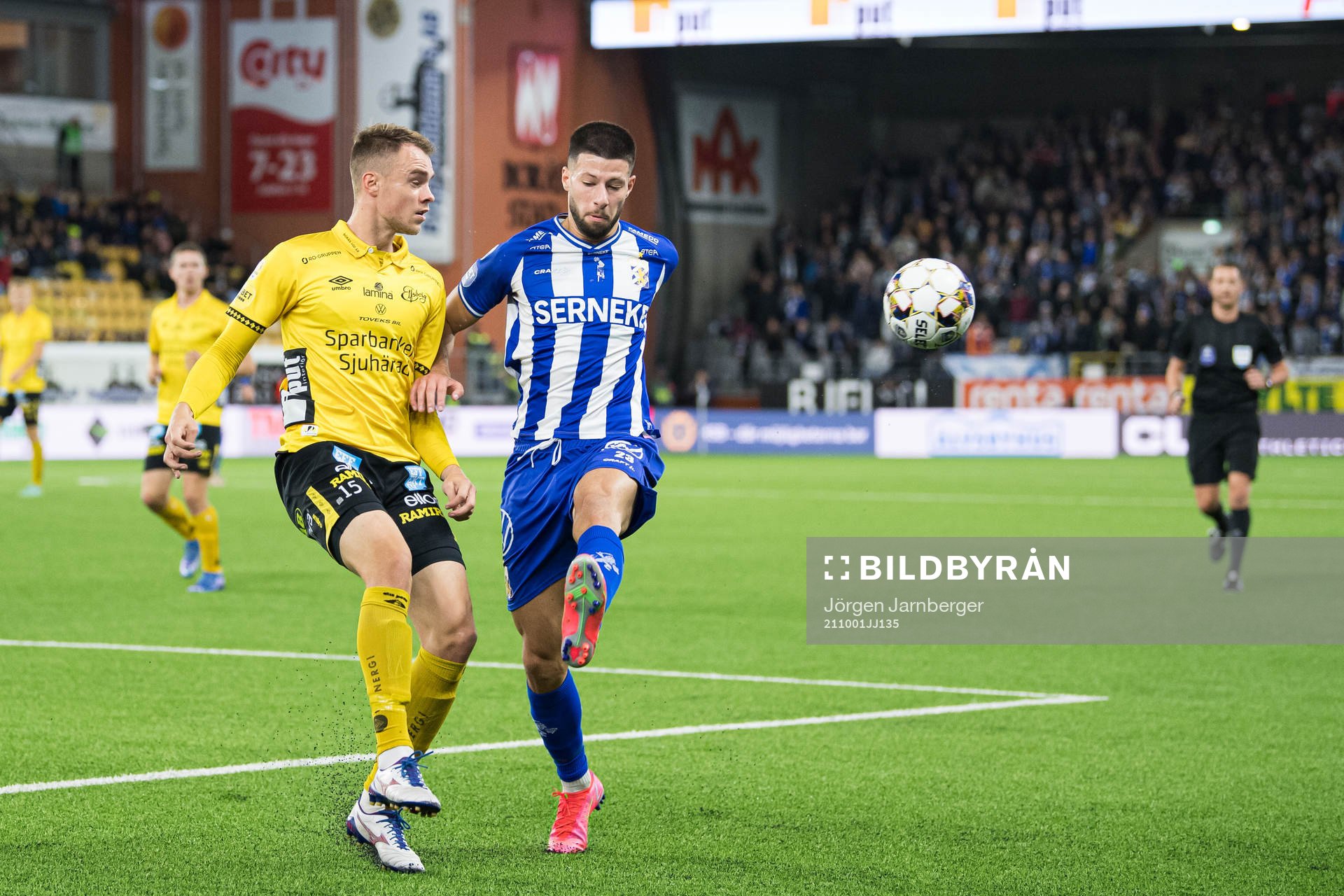 Elfsborgs Leo Väisänen och IFK Göteborgs Kevin Yakob
