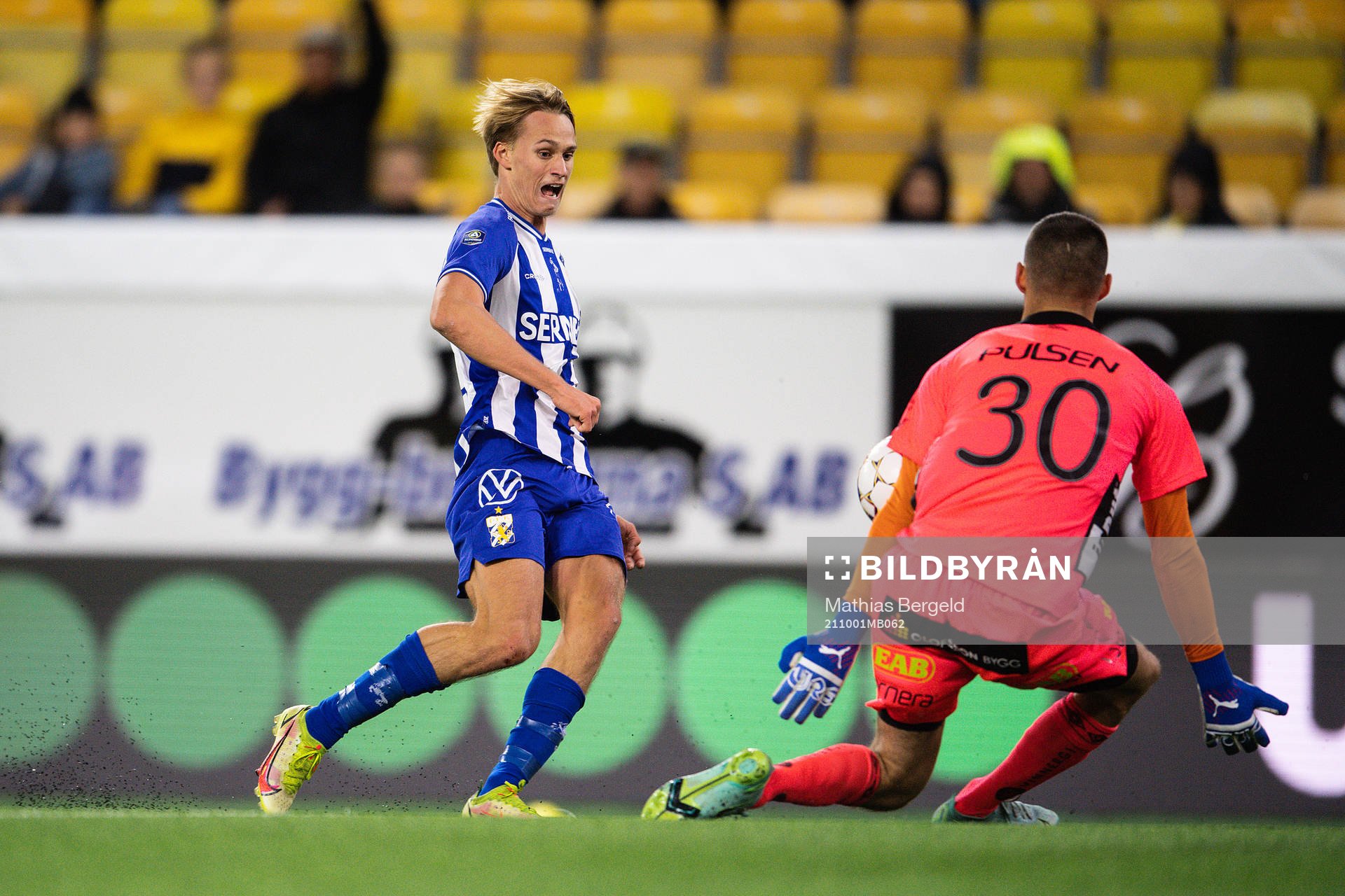 IFK Göteborgs Oscar Vilhelmsson och Elfsborgs målvakt