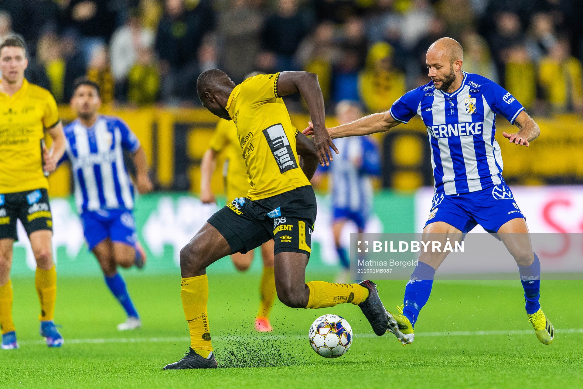 Elfsborgs Maudo Lamine Jarjué och IFK Göteborgs Robin