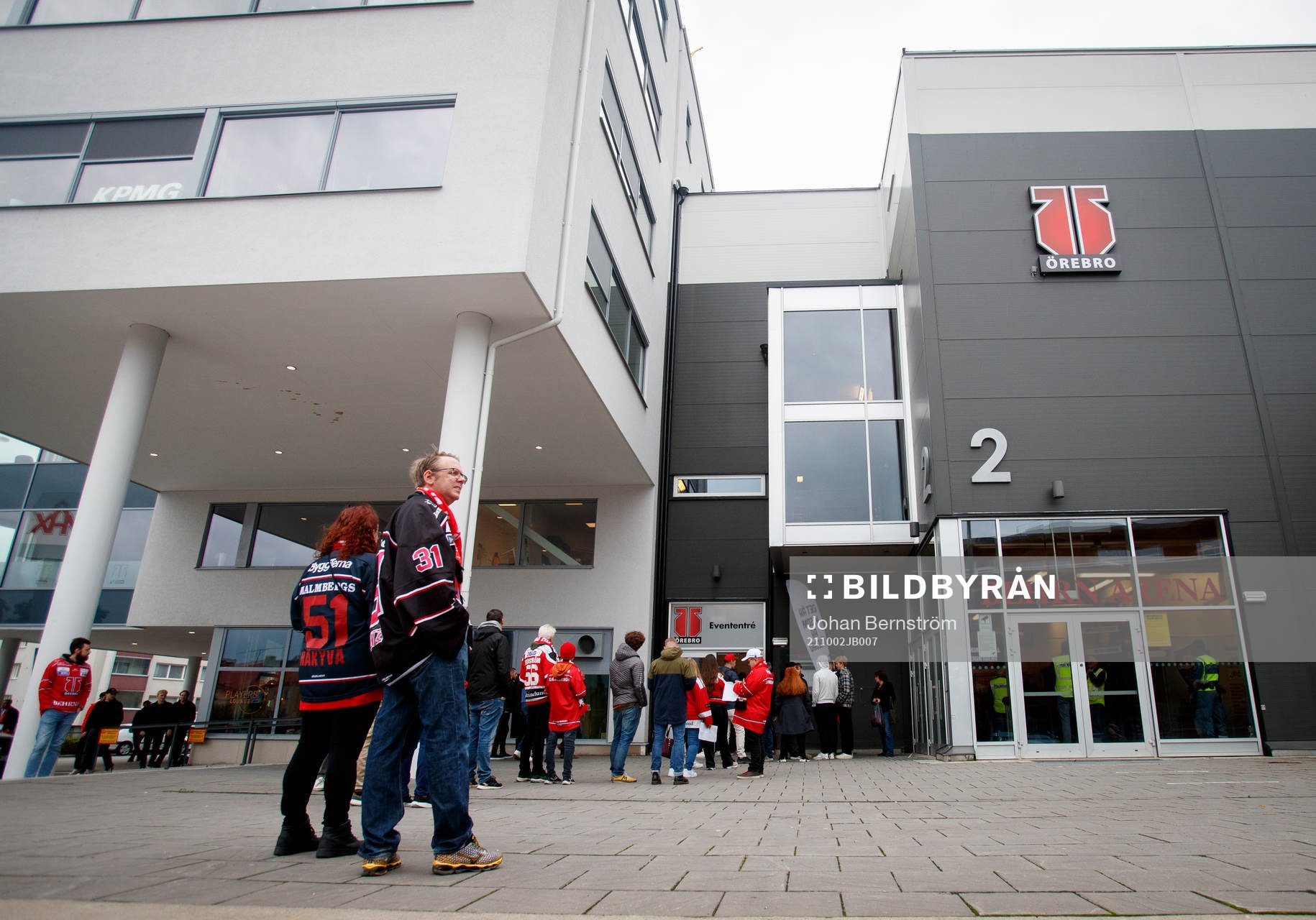 Kö till entrén